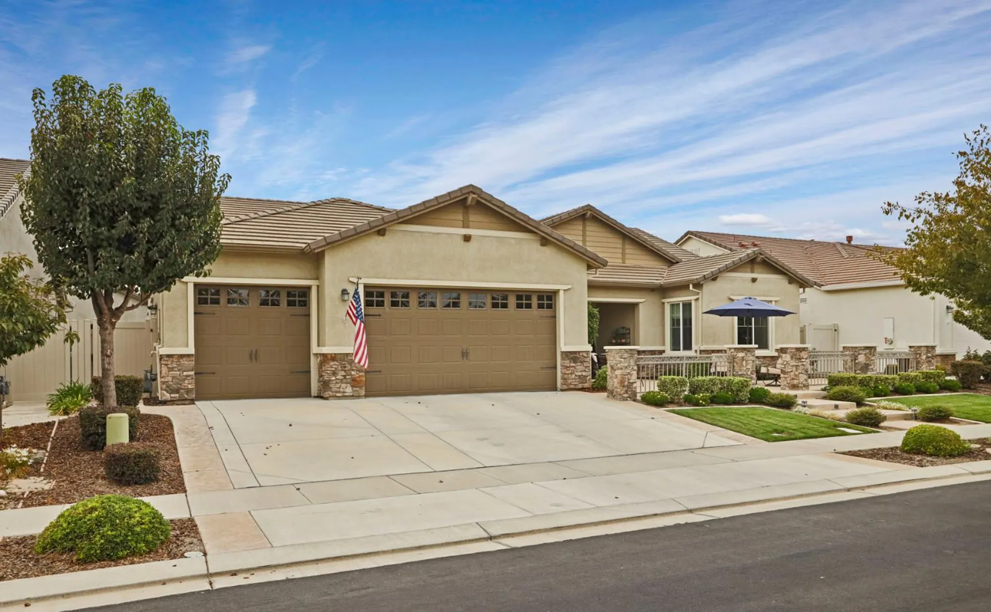 Property Slideshow image 4 of 64 | 2679 glen echo ln, Manteca, CA, 95336