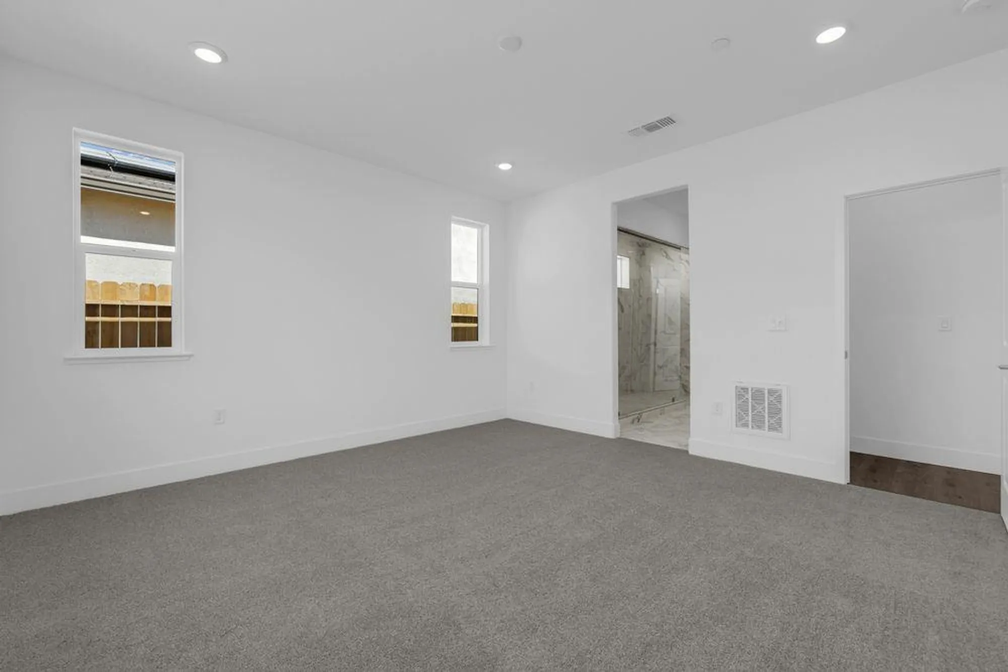 Property Slideshow image 13 of 43 | 10327 evangaline way, Elk Grove, CA, 95757