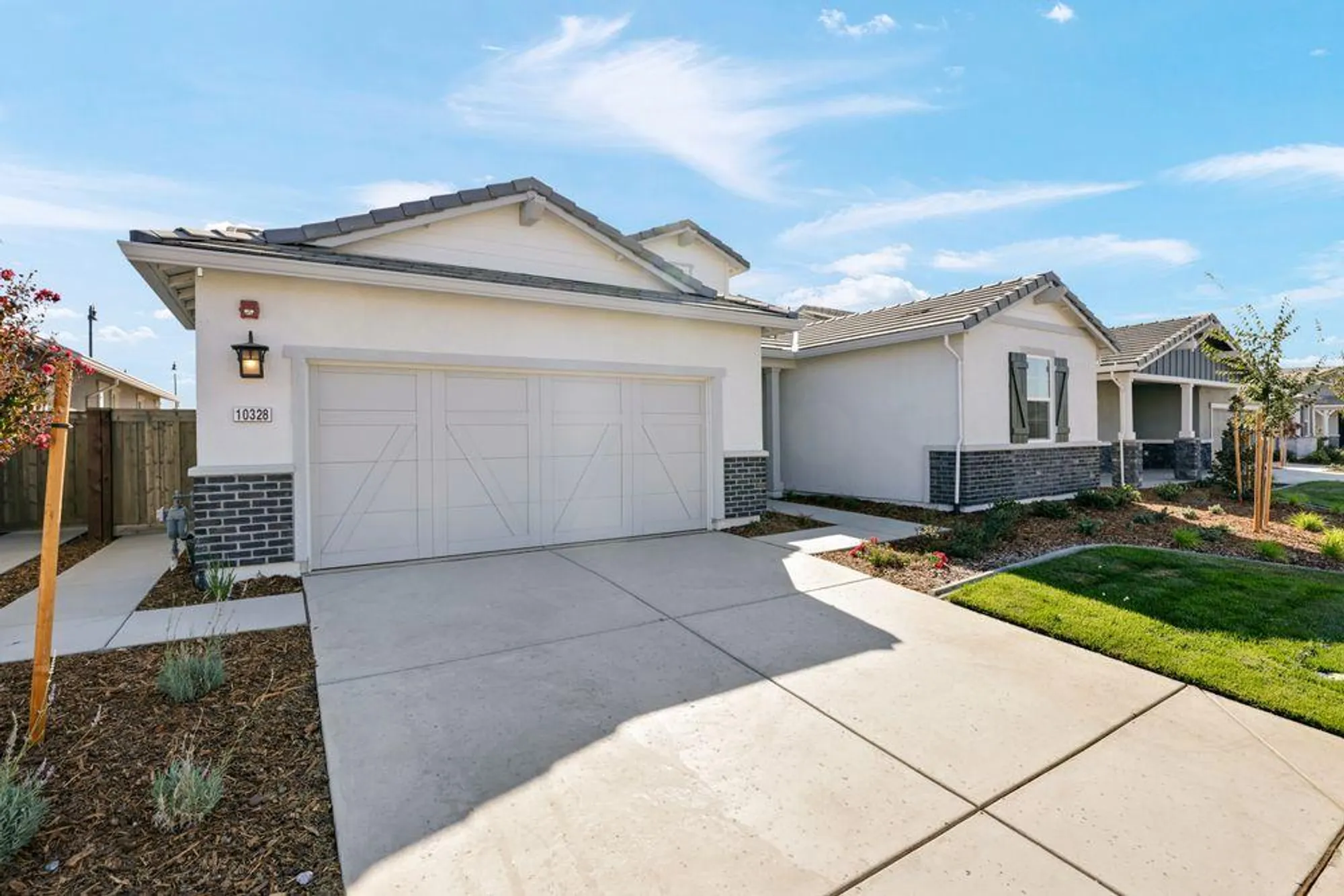 Property Slideshow image 30 of 55 | 10328 evangaline way, Elk Grove, CA, 95757