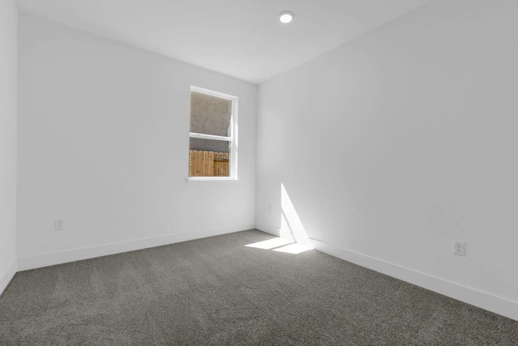 Property Slideshow image 18 of 43 | 10327 evangaline way, Elk Grove, CA, 95757