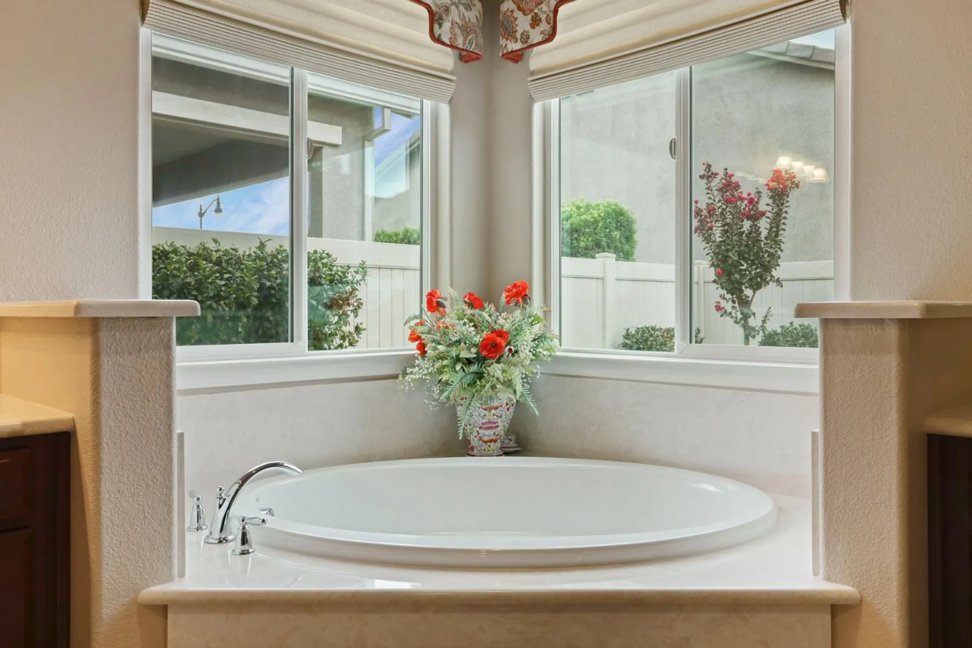 Property Slideshow image 24 of 64 | 2679 glen echo ln, Manteca, CA, 95336