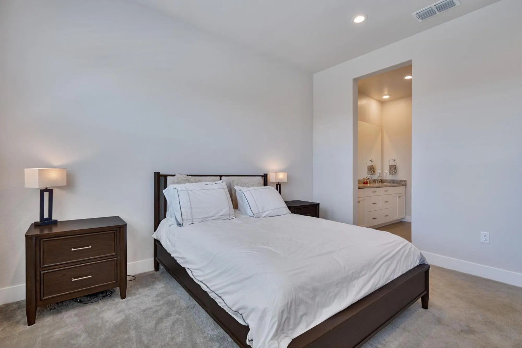 Property Slideshow image 15 of 44 | 4187 eagle view way, Folsom, CA, 95630