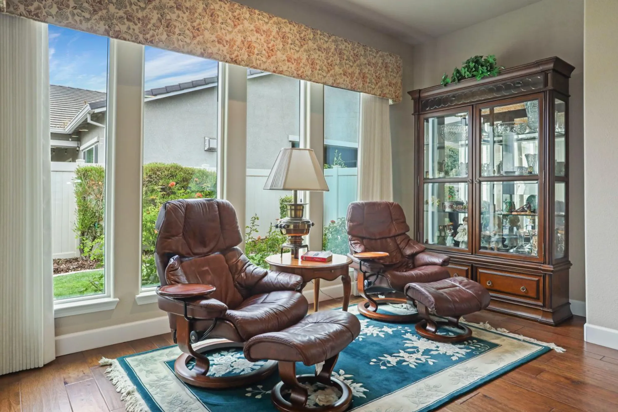 Property Slideshow image 33 of 64 | 2679 glen echo ln, Manteca, CA, 95336