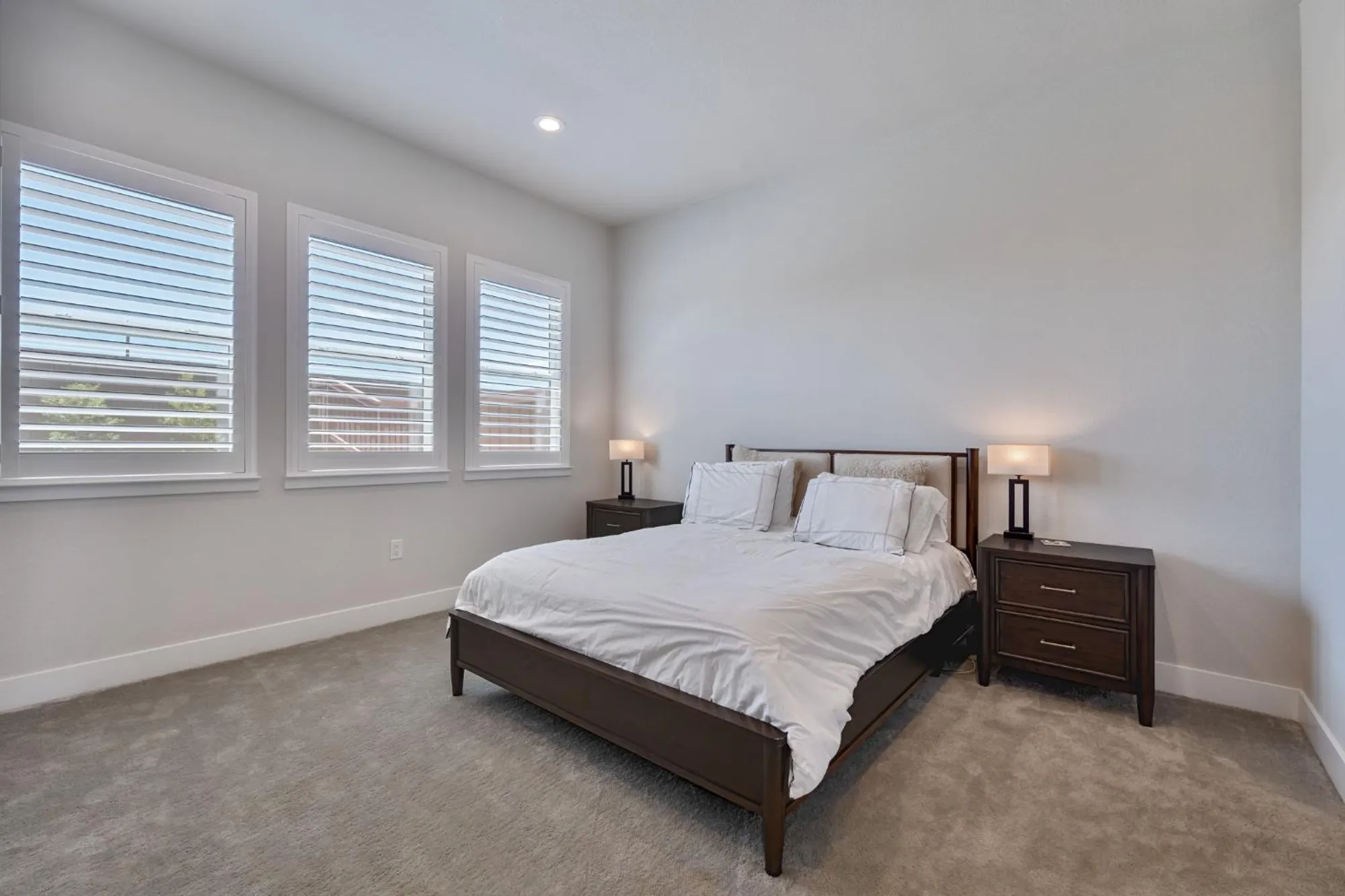 Property Slideshow image 14 of 44 | 4187 eagle view way, Folsom, CA, 95630