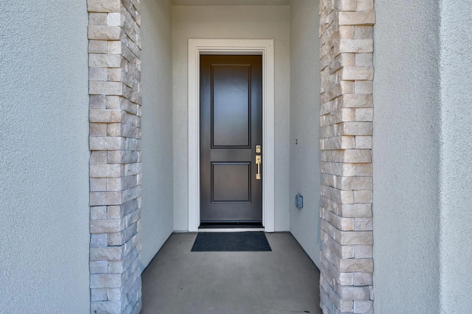 Property Slideshow image 4 of 44 | 4187 eagle view way, Folsom, CA, 95630