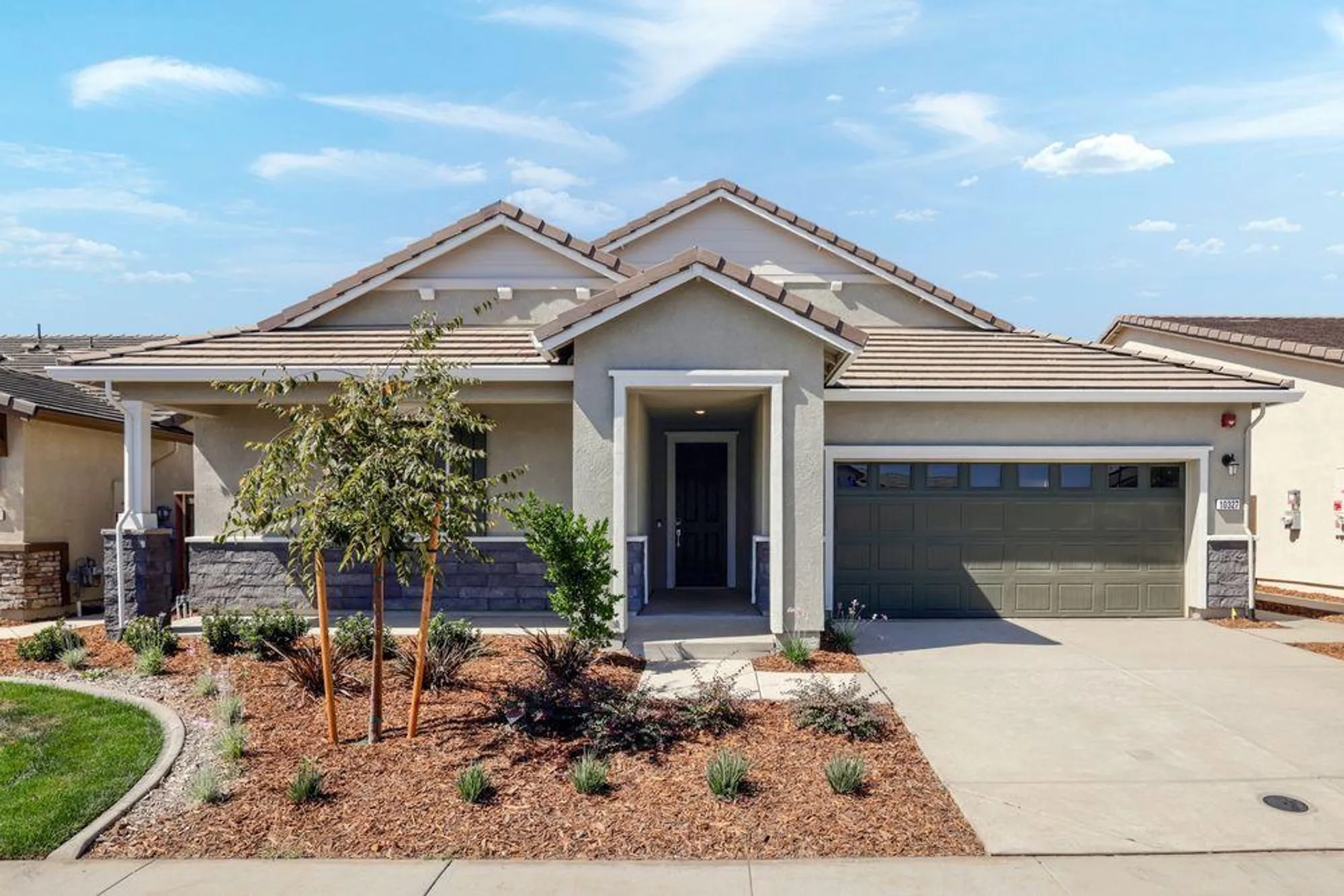 Property Slideshow image 1 of 43 | 10327 evangaline way, Elk Grove, CA, 95757