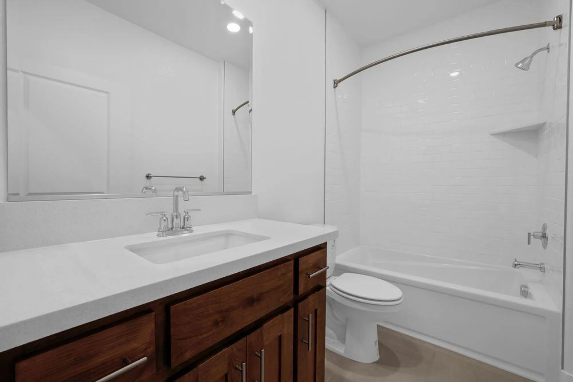 Property Slideshow image 23 of 55 | 10324 evangaline way, Elk Grove, CA, 95757