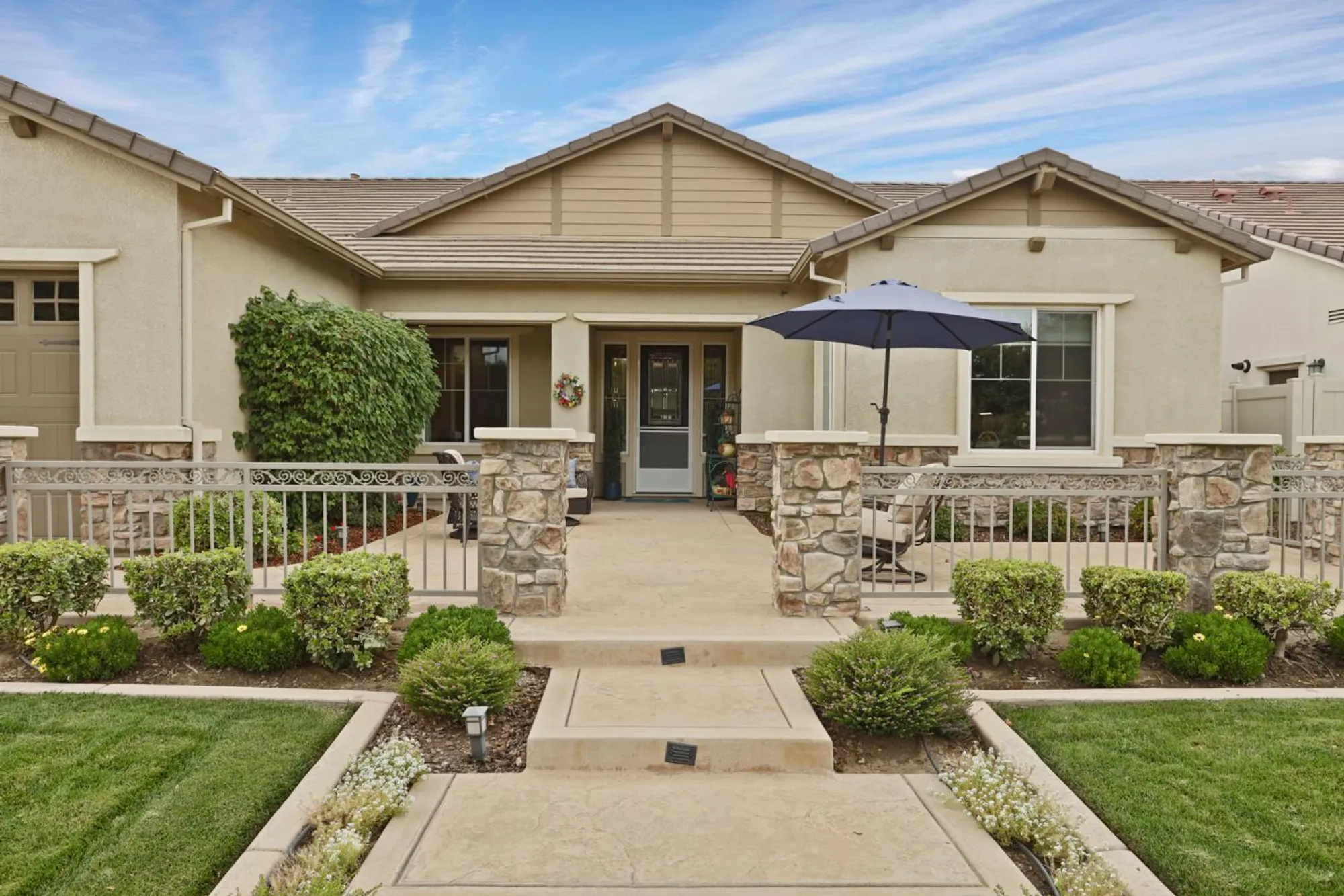 Property Slideshow image 6 of 64 | 2679 glen echo ln, Manteca, CA, 95336