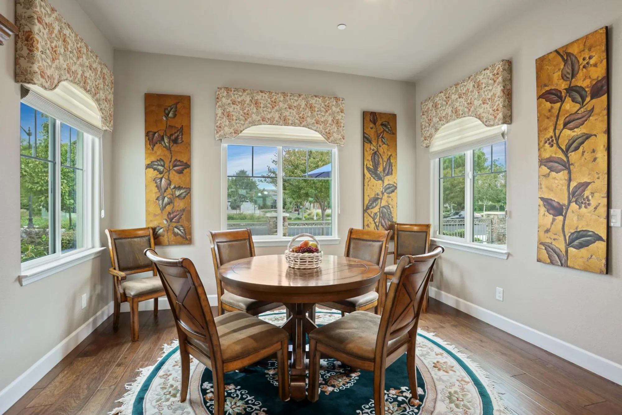 Property Slideshow image 41 of 64 | 2679 glen echo ln, Manteca, CA, 95336