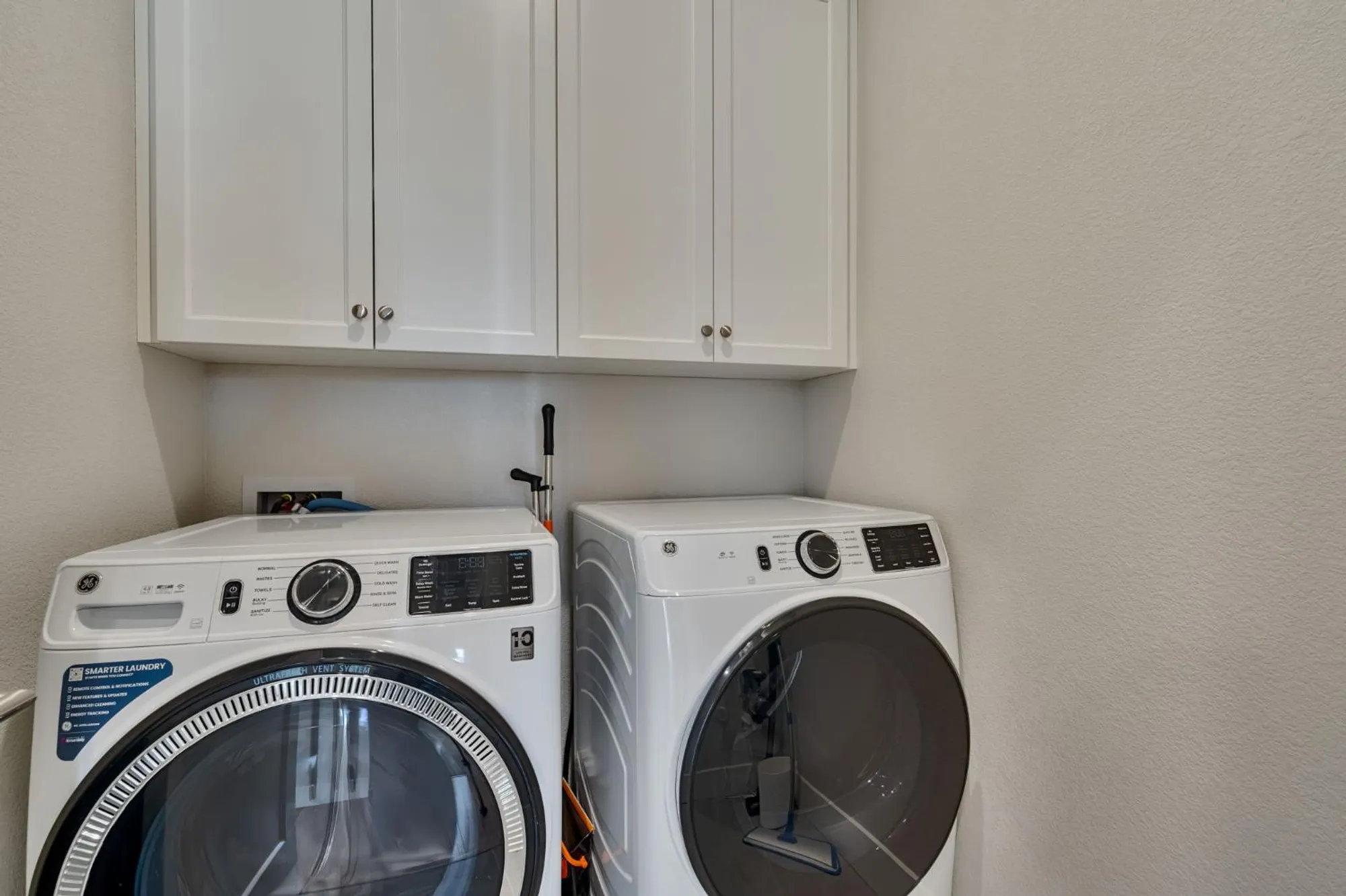 Property Slideshow image 24 of 44 | 4187 eagle view way, Folsom, CA, 95630