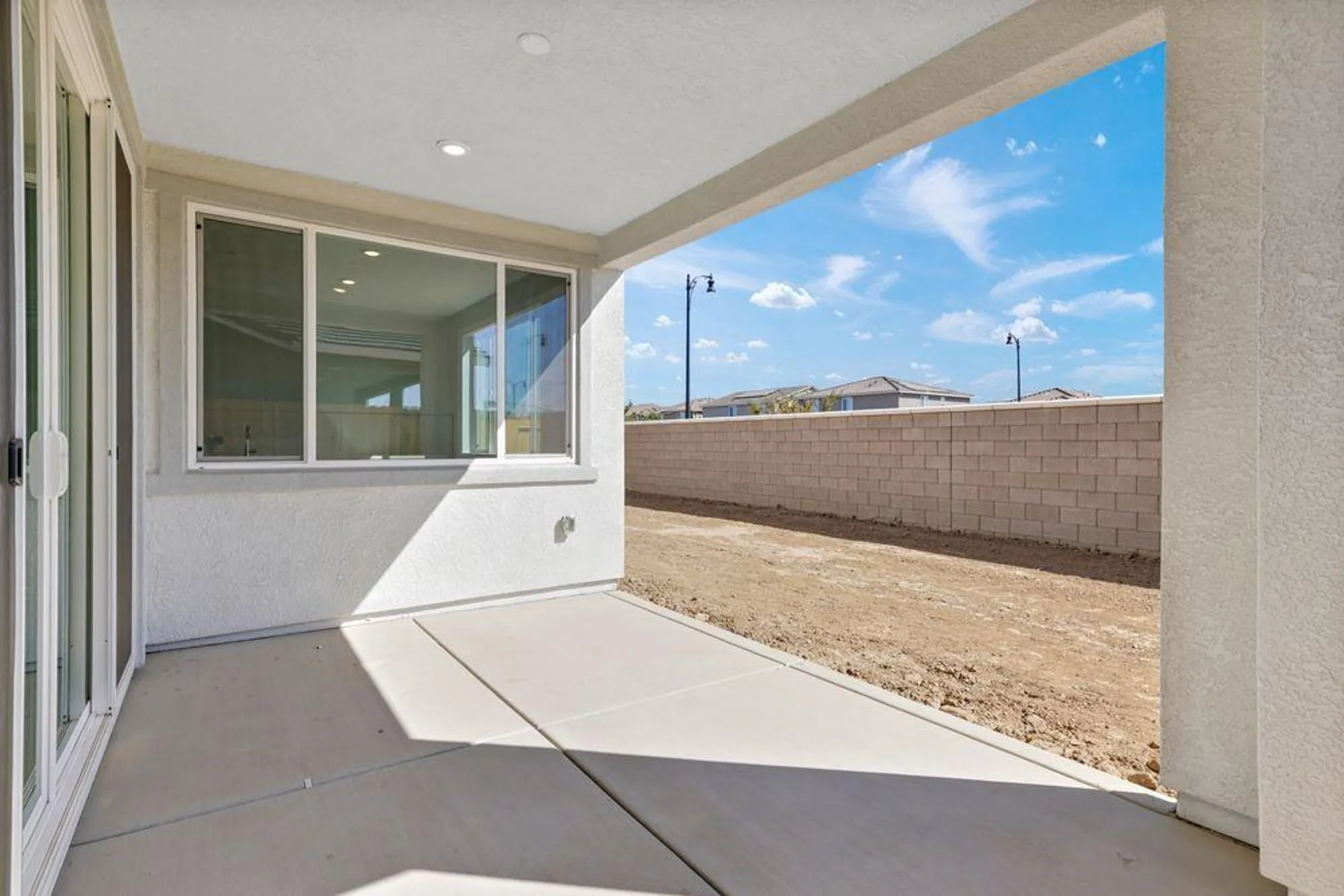 Property Slideshow image 28 of 55 | 10328 evangaline way, Elk Grove, CA, 95757