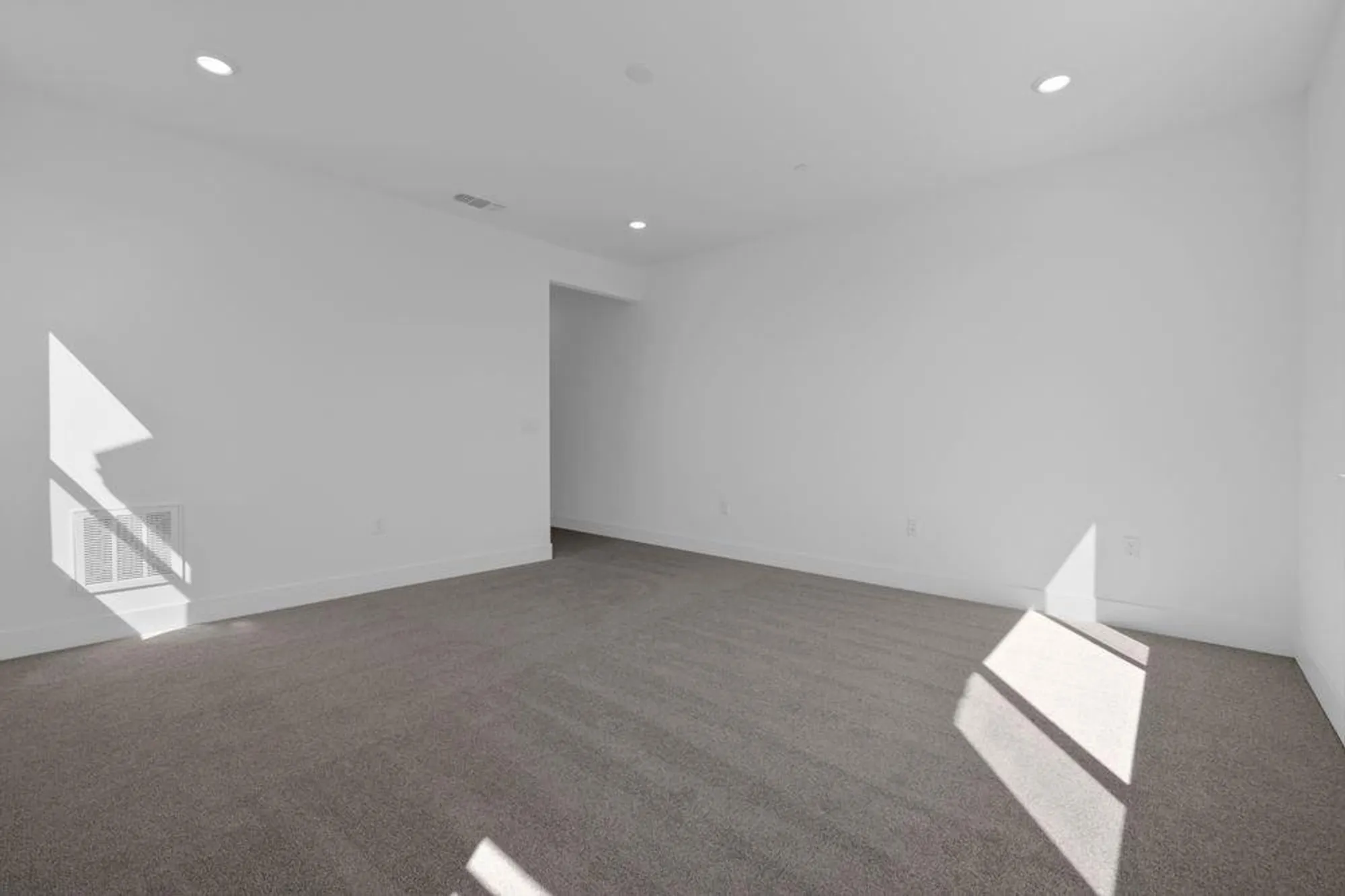 Property Slideshow image 14 of 55 | 10324 evangaline way, Elk Grove, CA, 95757