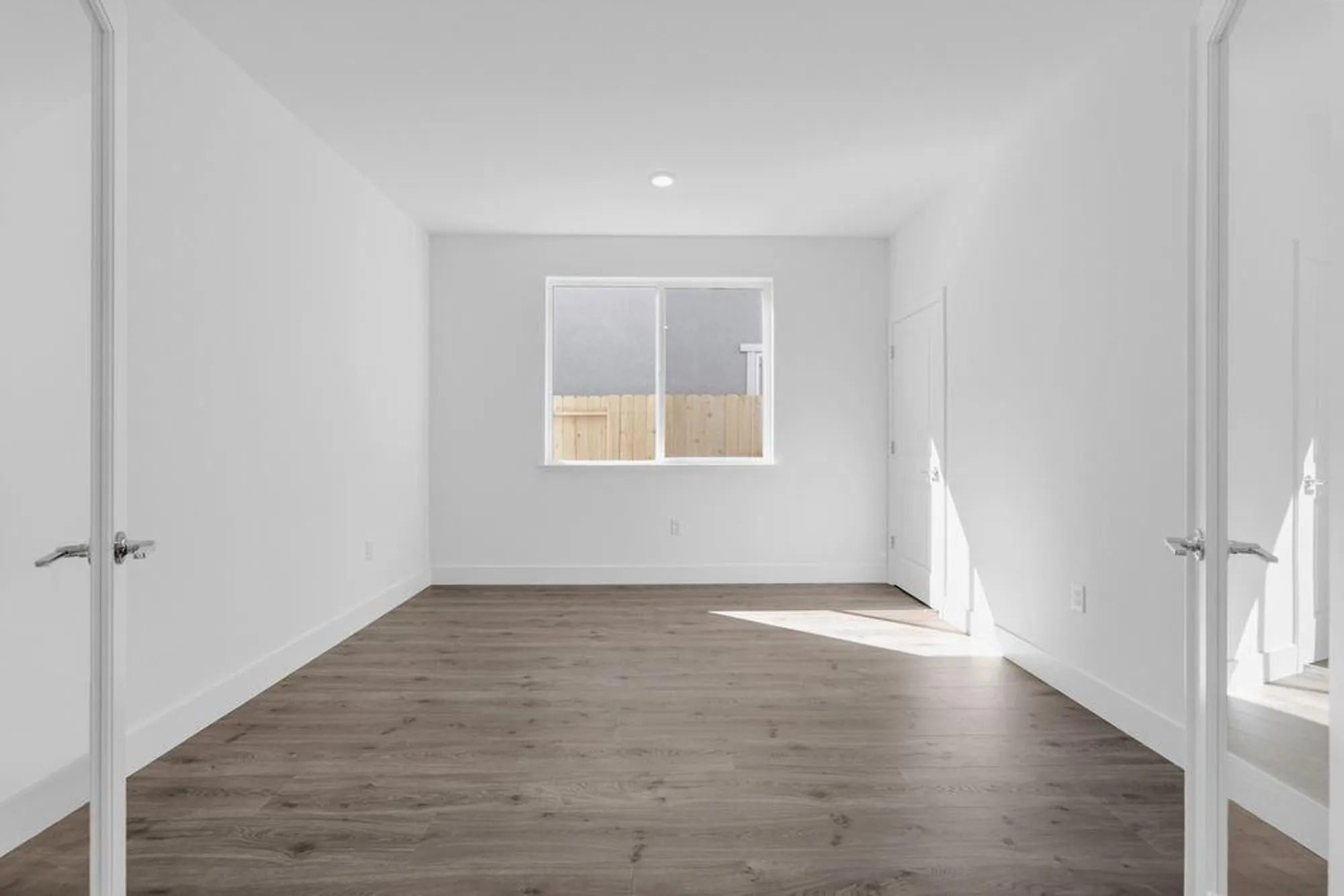 Property Slideshow image 24 of 55 | 10328 evangaline way, Elk Grove, CA, 95757