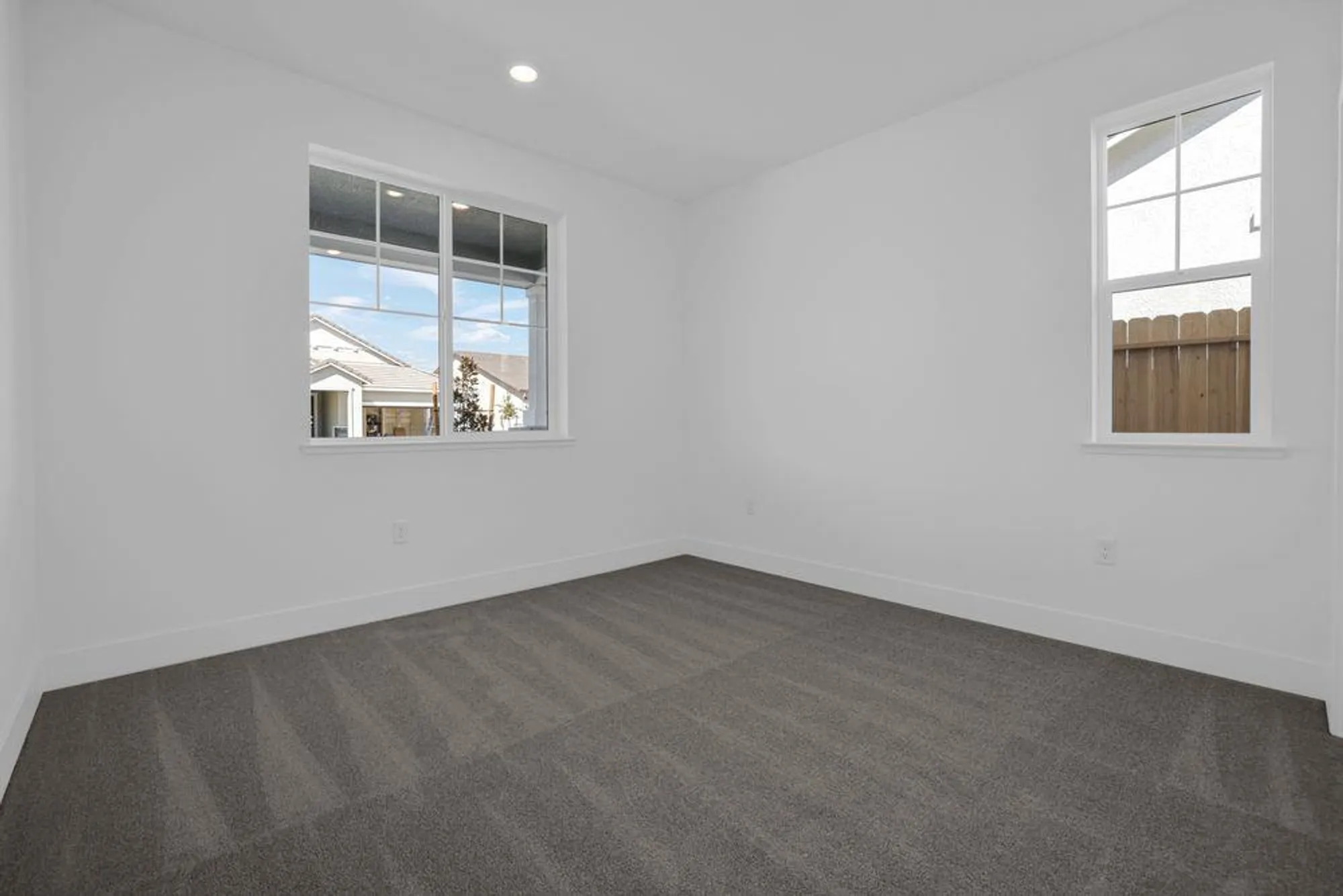 Property Slideshow image 21 of 55 | 10324 evangaline way, Elk Grove, CA, 95757