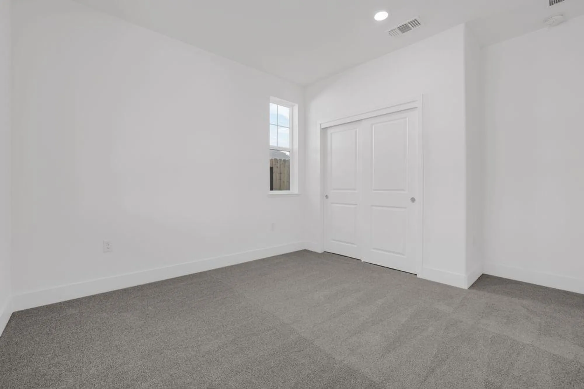 Property Slideshow image 22 of 55 | 10324 evangaline way, Elk Grove, CA, 95757