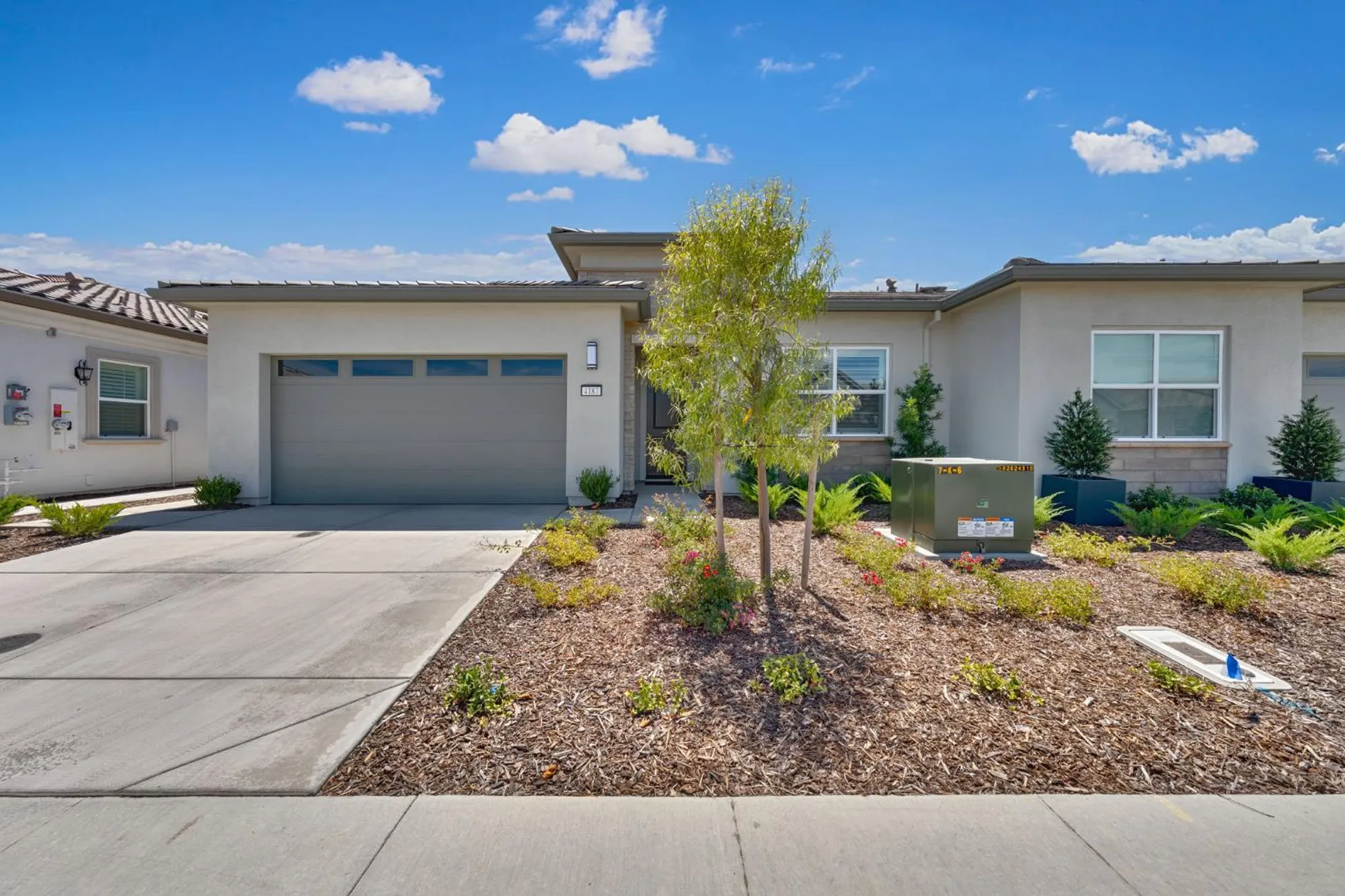 Property Slideshow image 1 of 44 | 4187 eagle view way, Folsom, CA, 95630
