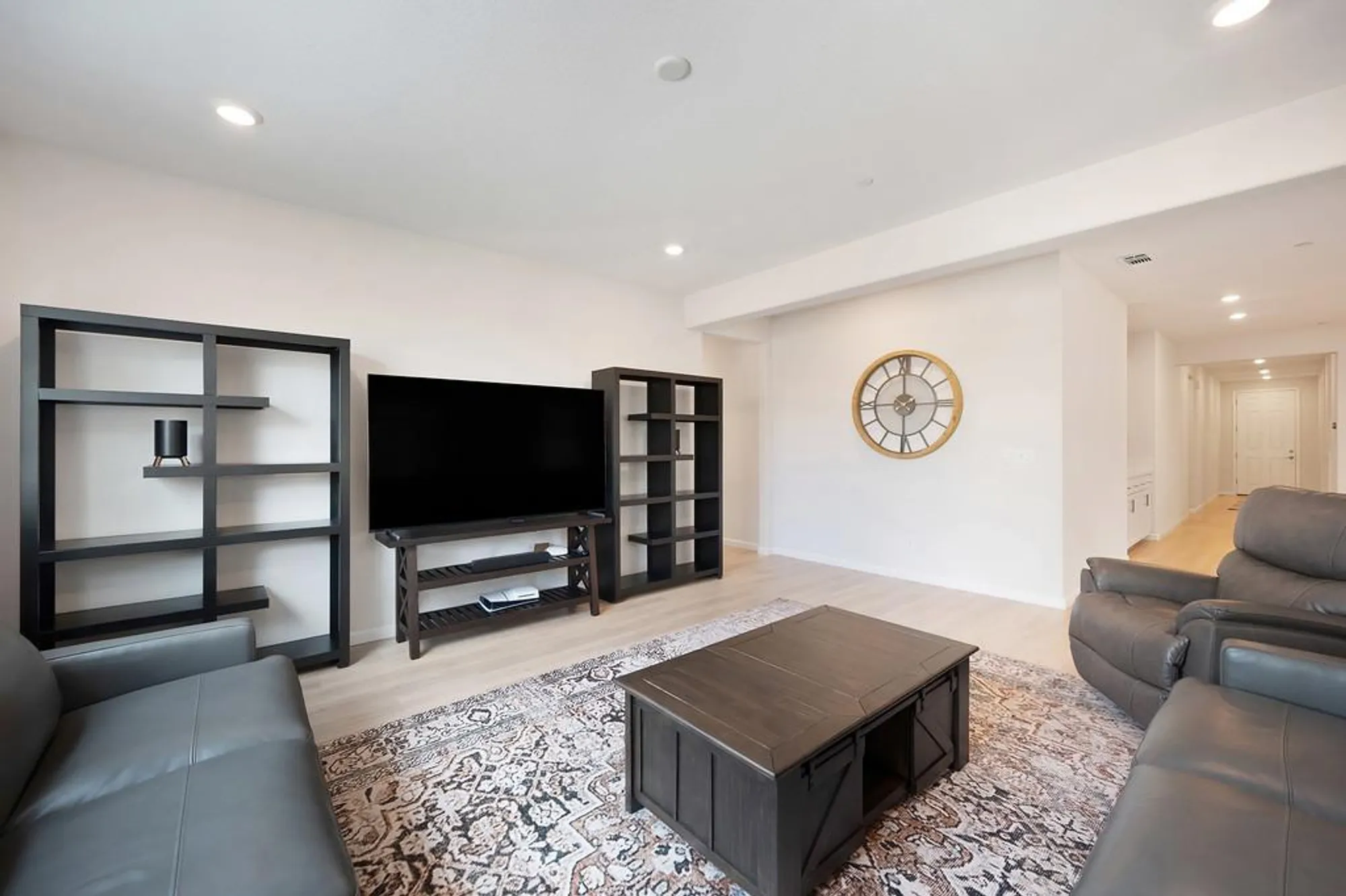 Property Slideshow image 26 of 97 | 1697 donner ln, Lincoln, CA, 95648