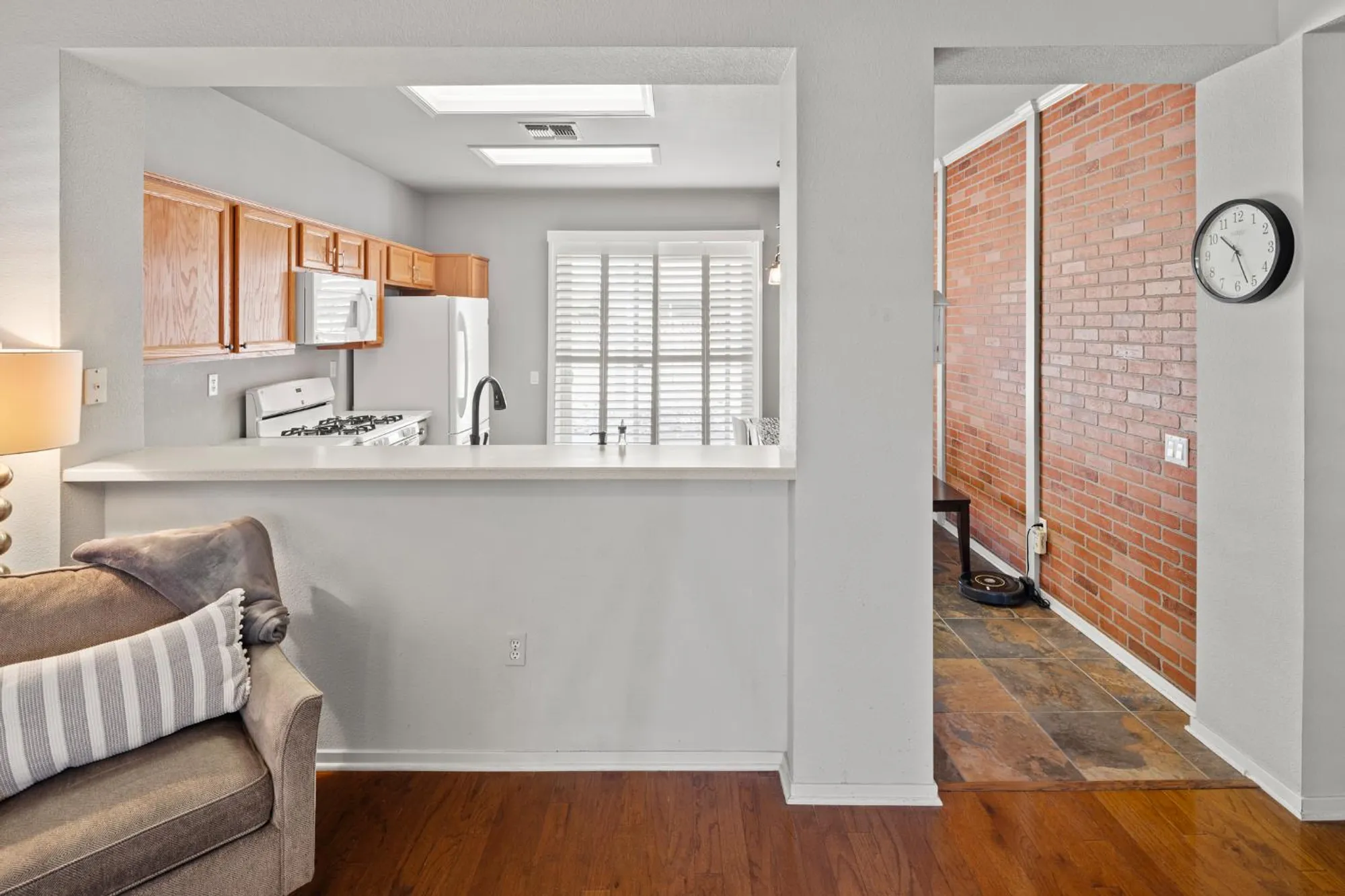 Property Slideshow image 16 of 50 | 2320 winding way, Lincoln, CA, 95648