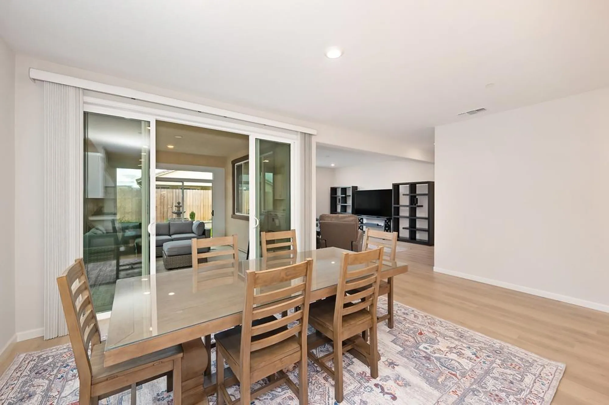 Property Slideshow image 20 of 97 | 1697 donner ln, Lincoln, CA, 95648