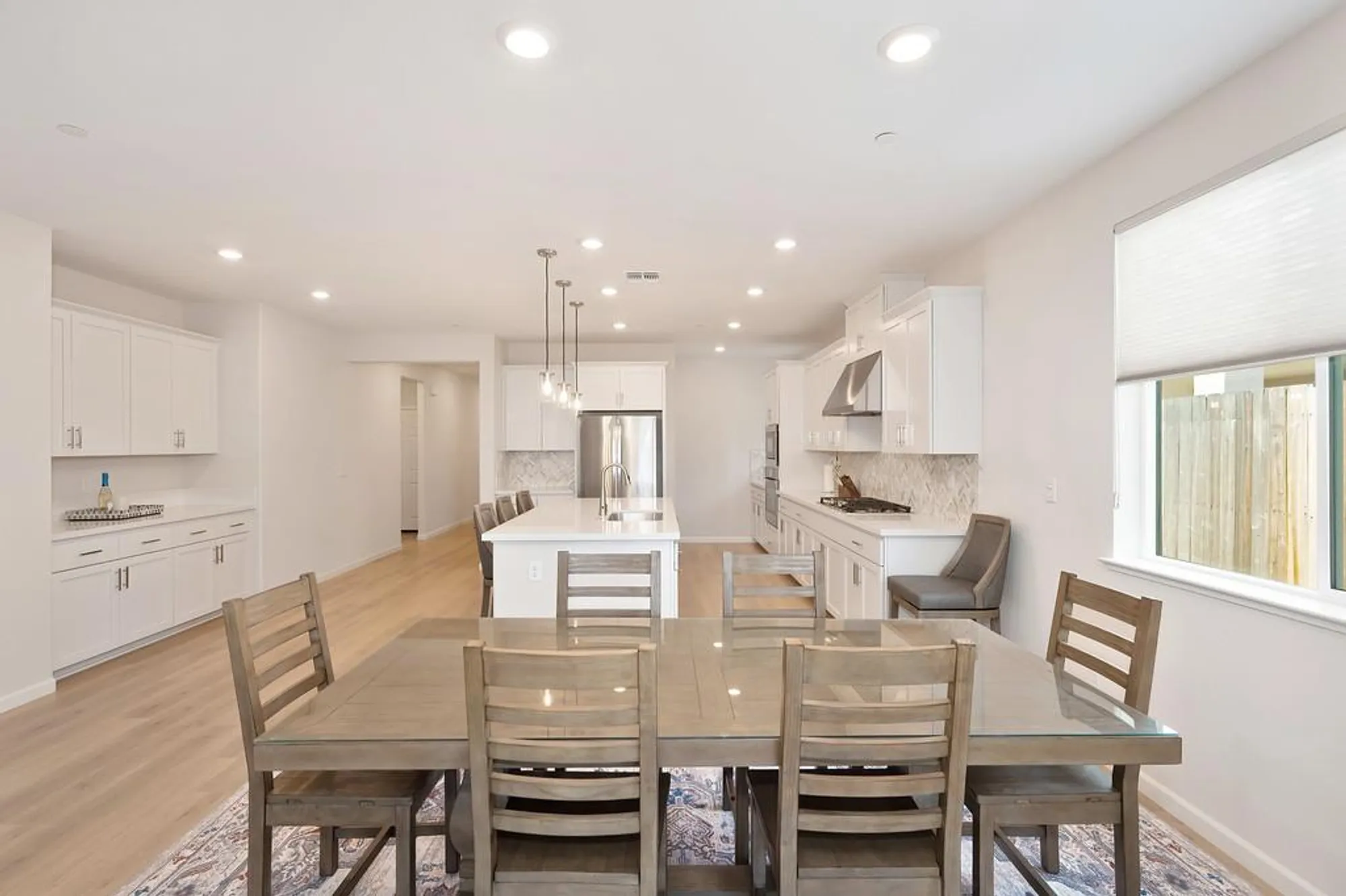 Property Slideshow image 13 of 97 | 1697 donner ln, Lincoln, CA, 95648