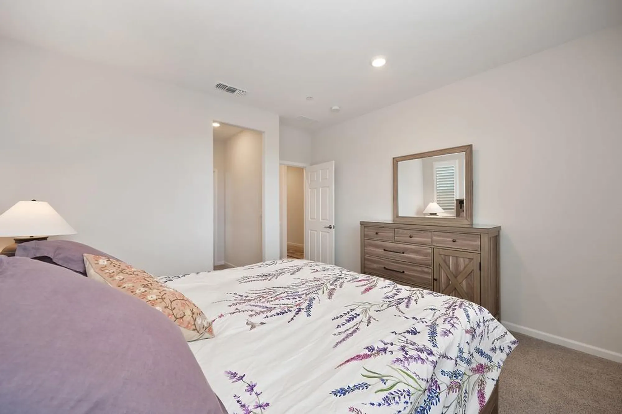 Property Slideshow image 38 of 97 | 1697 donner ln, Lincoln, CA, 95648