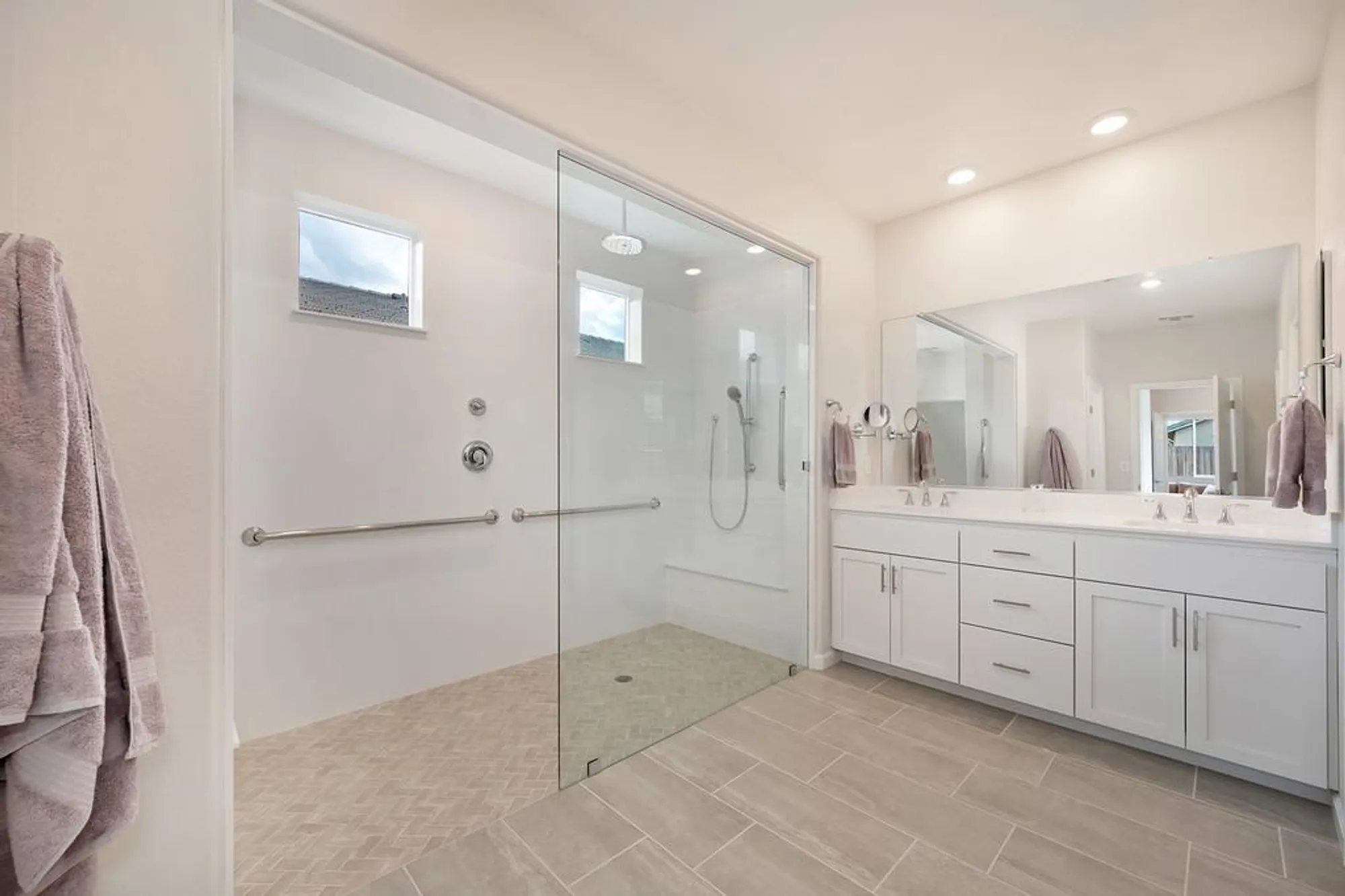 Property Slideshow image 32 of 97 | 1697 donner ln, Lincoln, CA, 95648