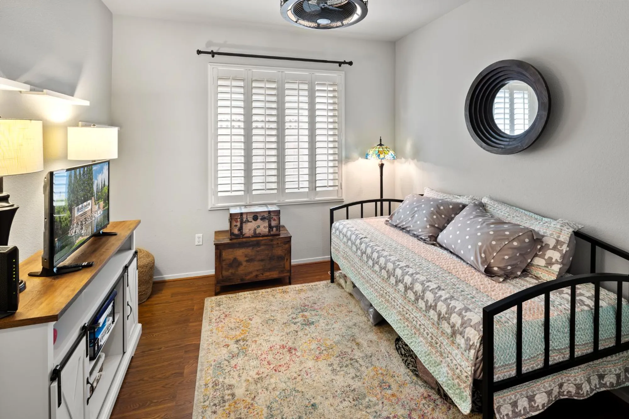 Property Slideshow image 26 of 50 | 2320 winding way, Lincoln, CA, 95648