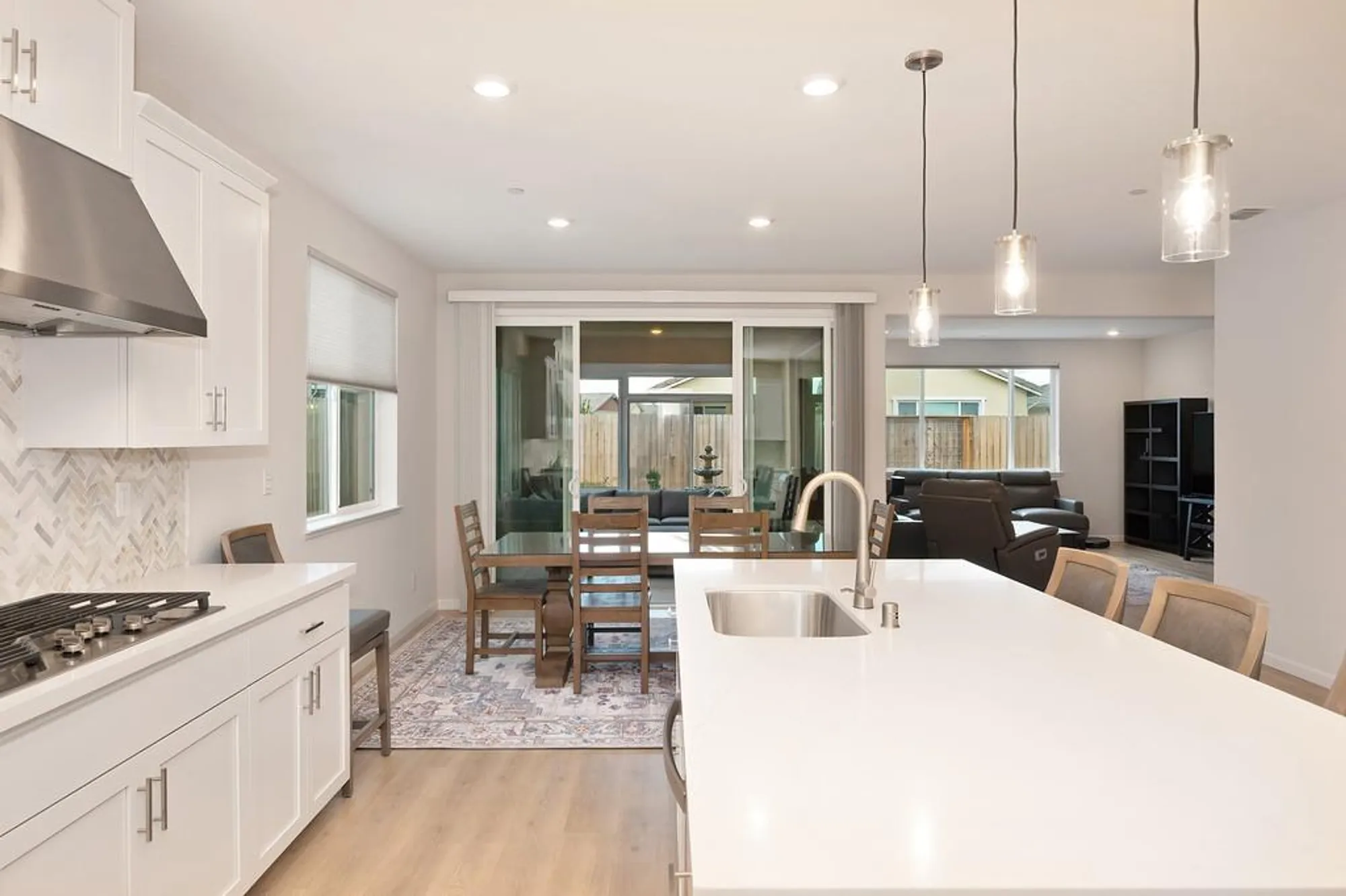 Property Slideshow image 16 of 97 | 1697 donner ln, Lincoln, CA, 95648