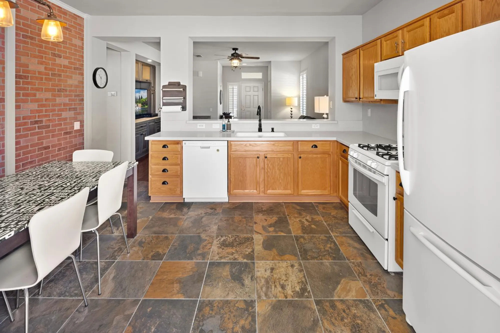 Property Slideshow image 18 of 50 | 2320 winding way, Lincoln, CA, 95648