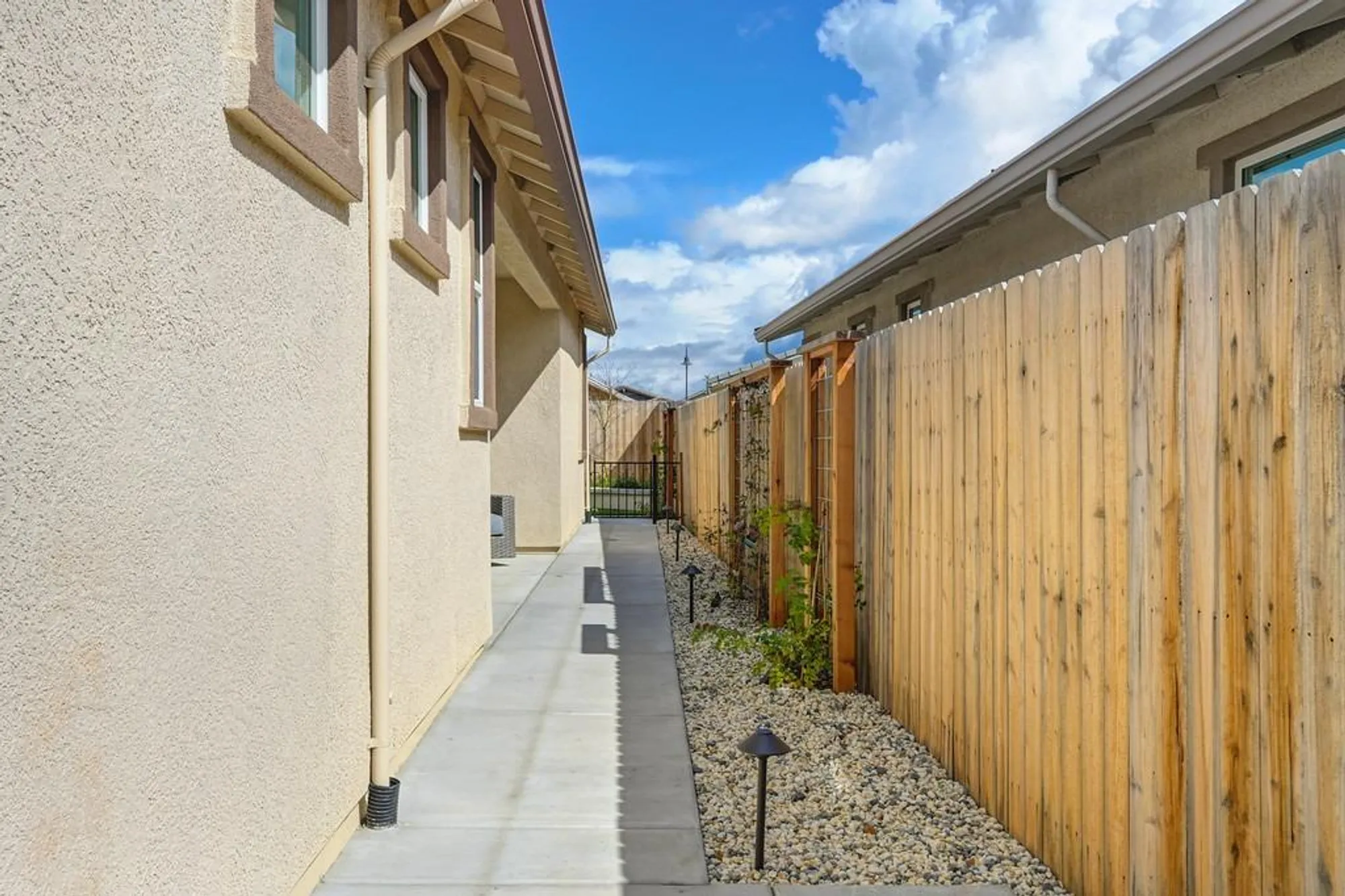 Property Slideshow image 65 of 97 | 1697 donner ln, Lincoln, CA, 95648