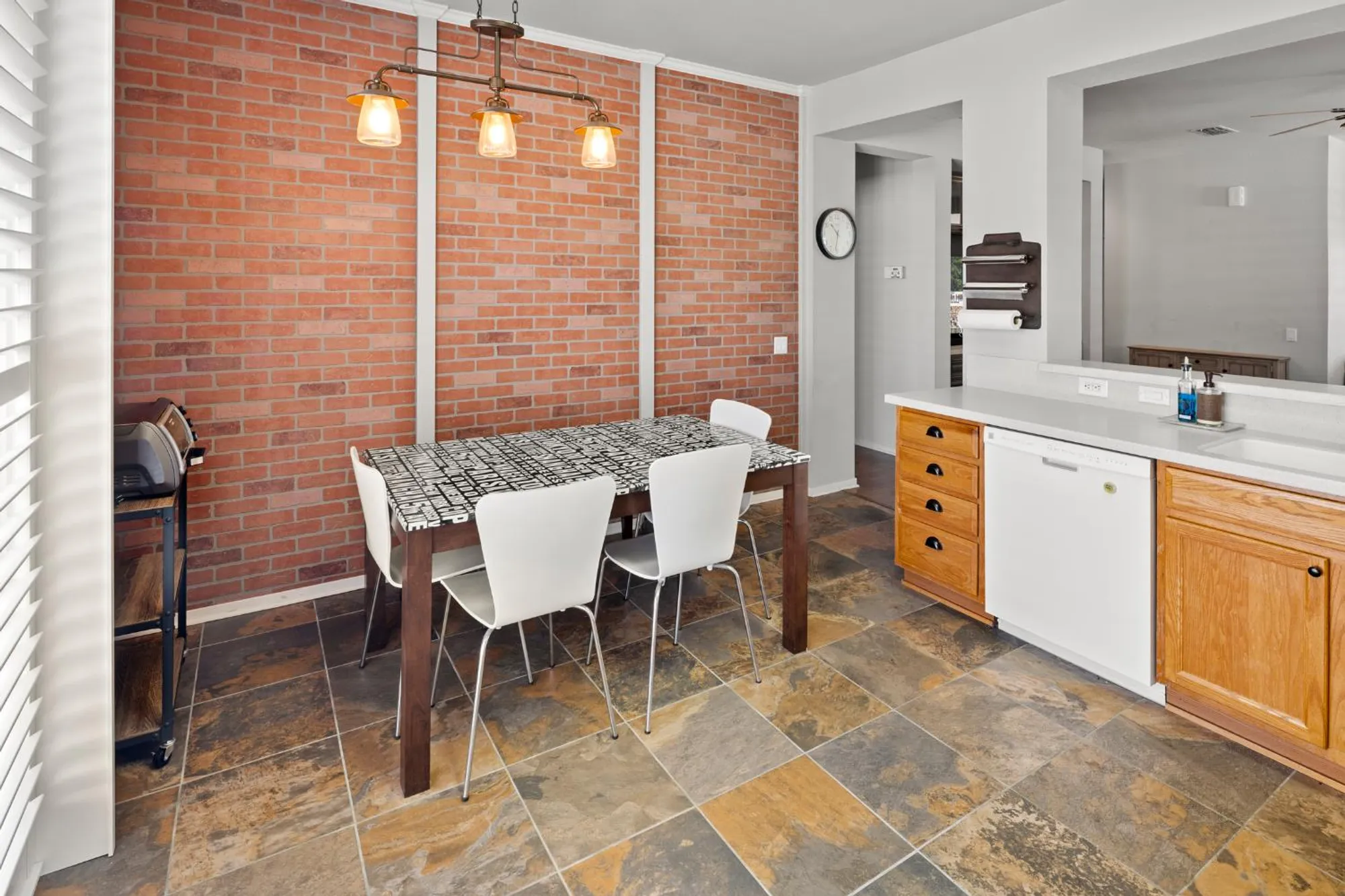 Property Slideshow image 19 of 50 | 2320 winding way, Lincoln, CA, 95648