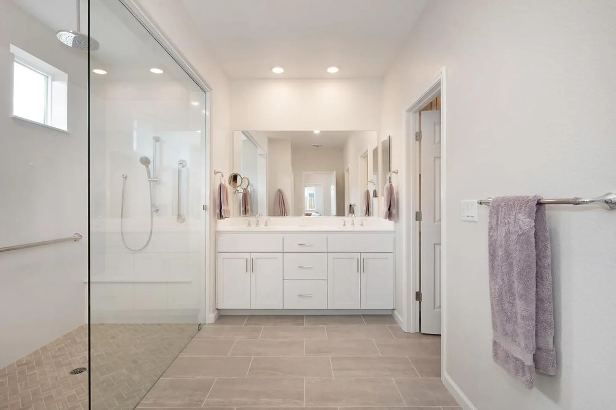 Property Slideshow image 31 of 97 | 1697 donner ln, Lincoln, CA, 95648