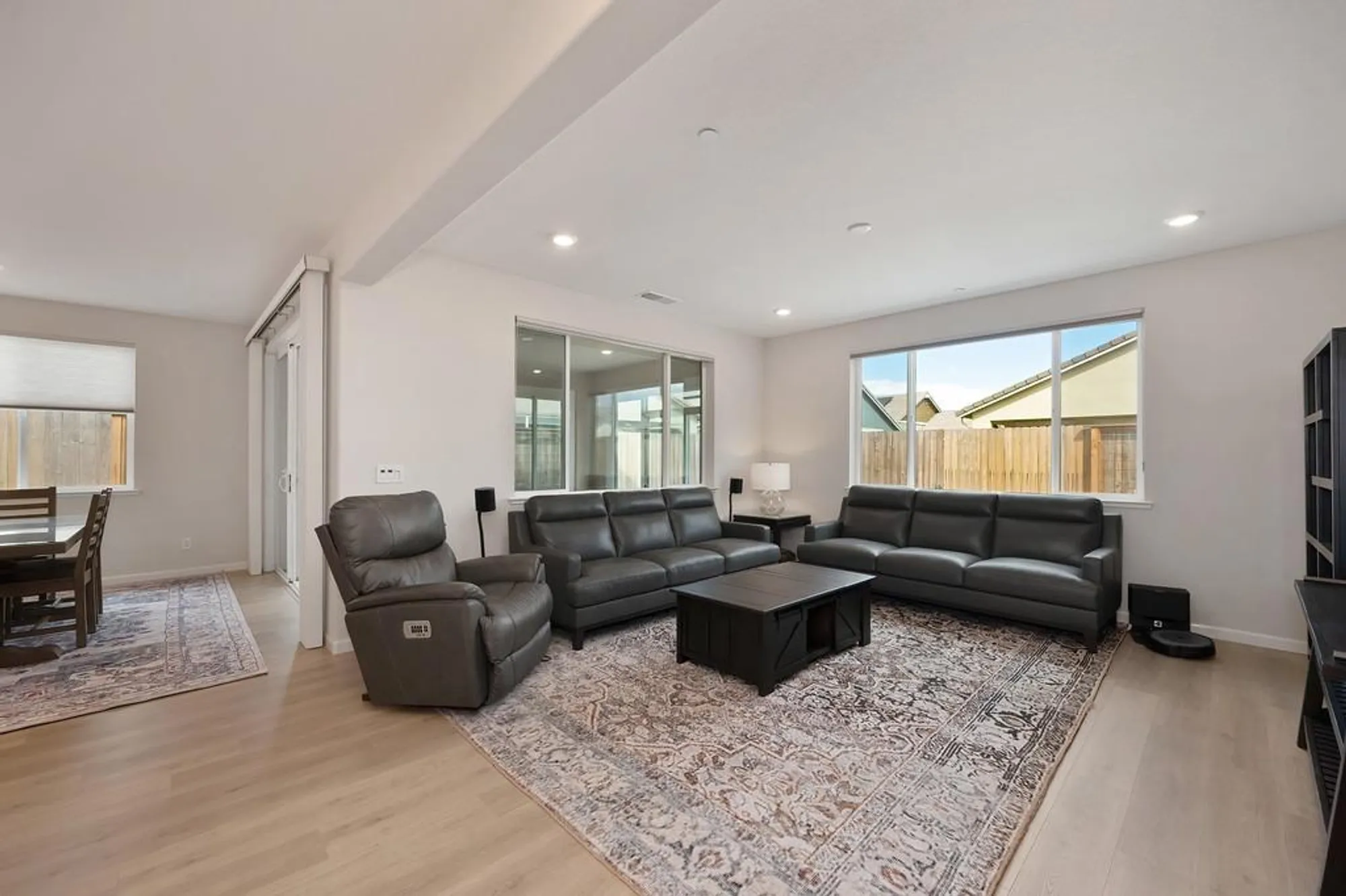 Property Slideshow image 24 of 97 | 1697 donner ln, Lincoln, CA, 95648