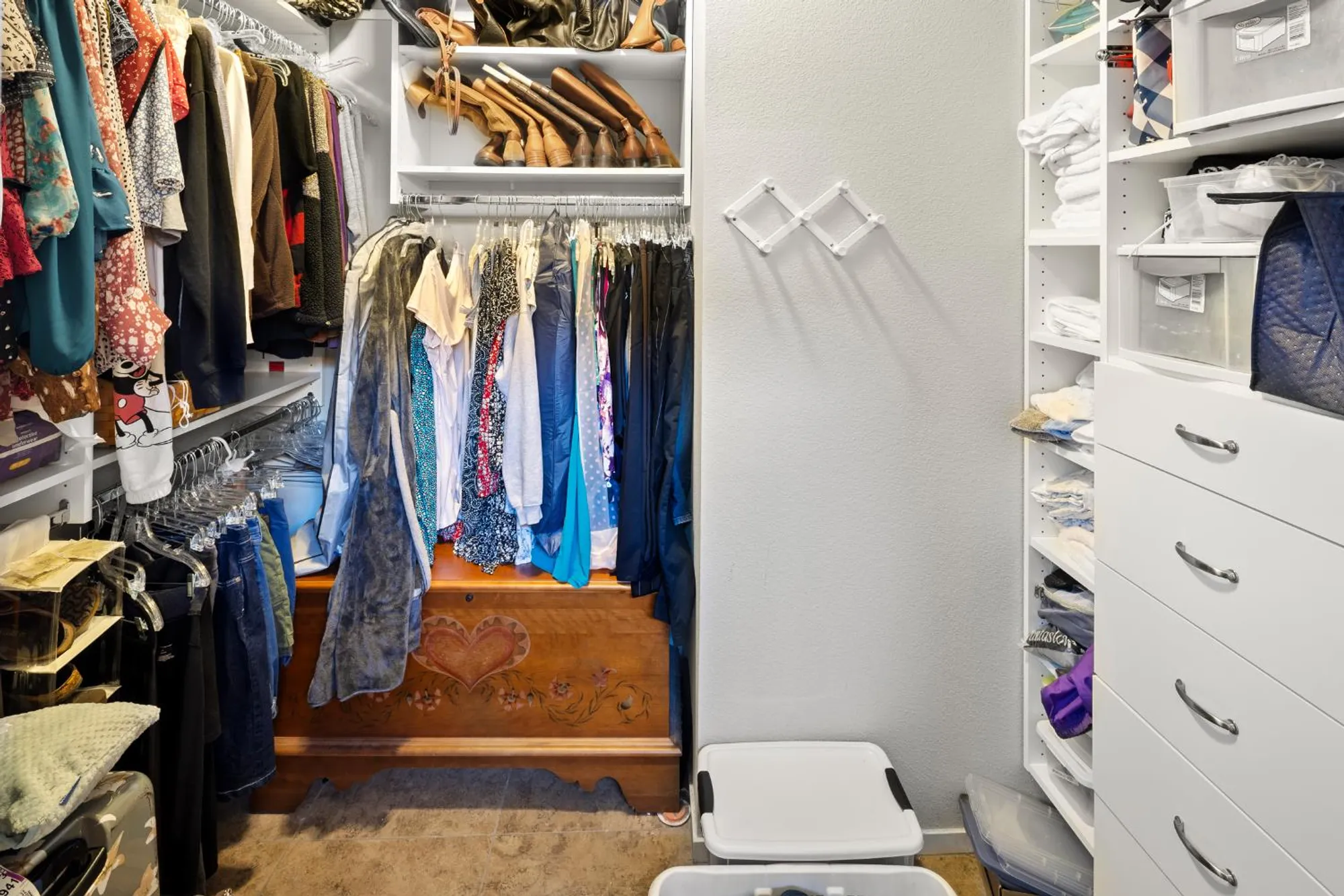 Property Slideshow image 24 of 50 | 2320 winding way, Lincoln, CA, 95648