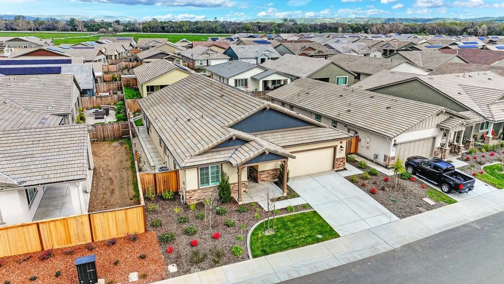 Property Slideshow image 67 of 97 | 1697 donner ln, Lincoln, CA, 95648