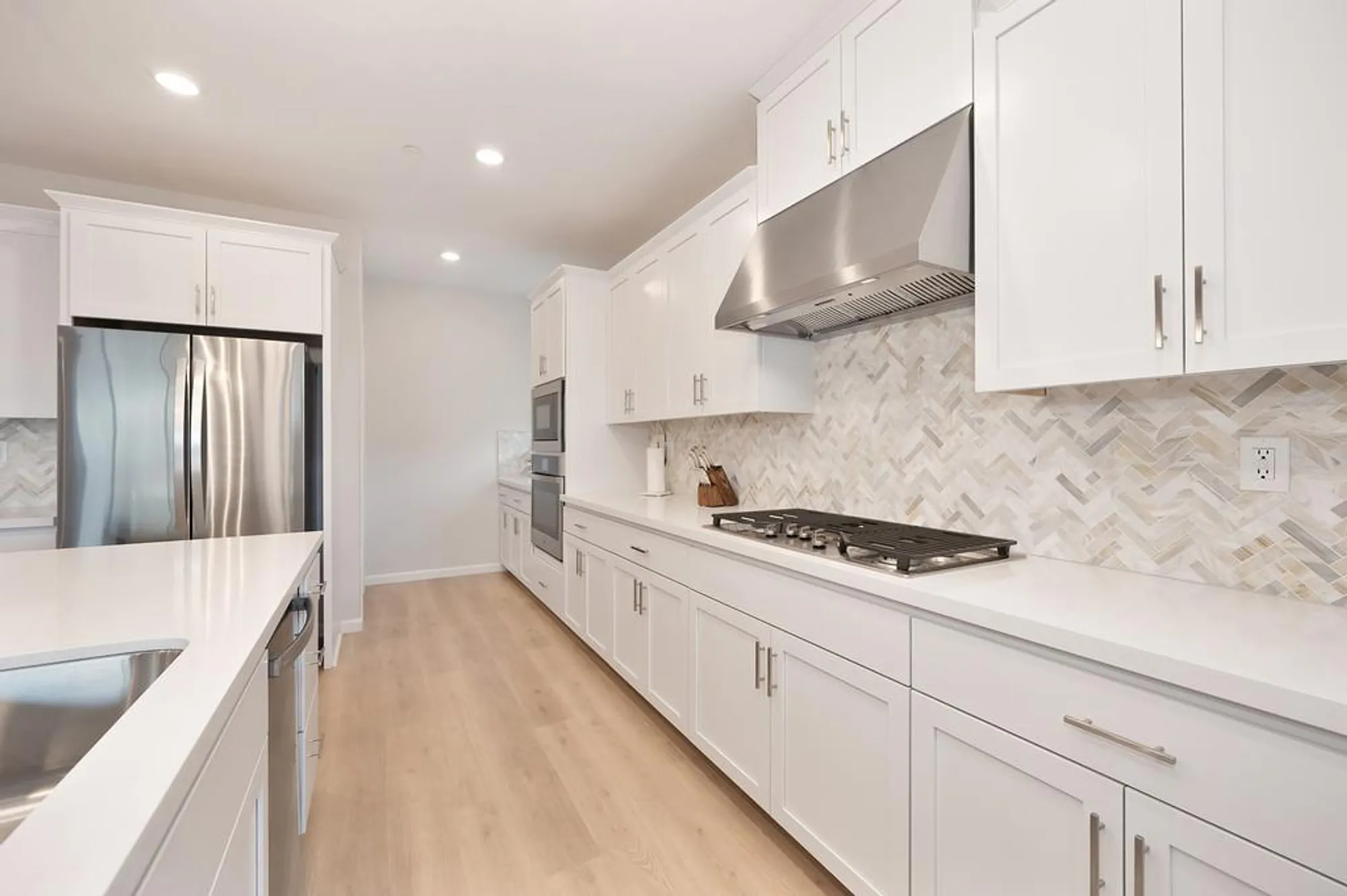 Property Slideshow image 19 of 97 | 1697 donner ln, Lincoln, CA, 95648