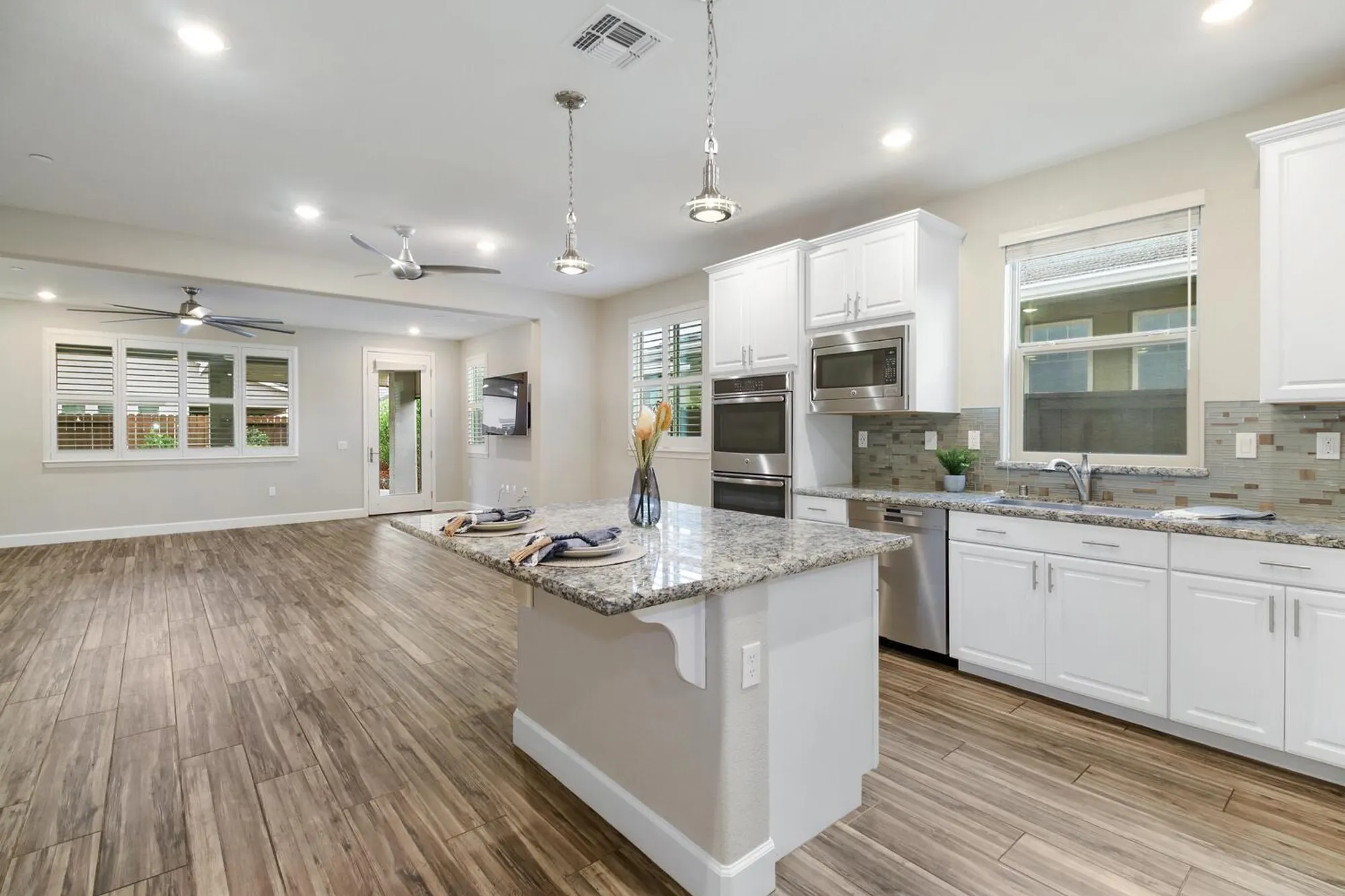 Property Slideshow image 21 of 58 | 1007 calle real ln, El Dorado Hills, CA, 95762