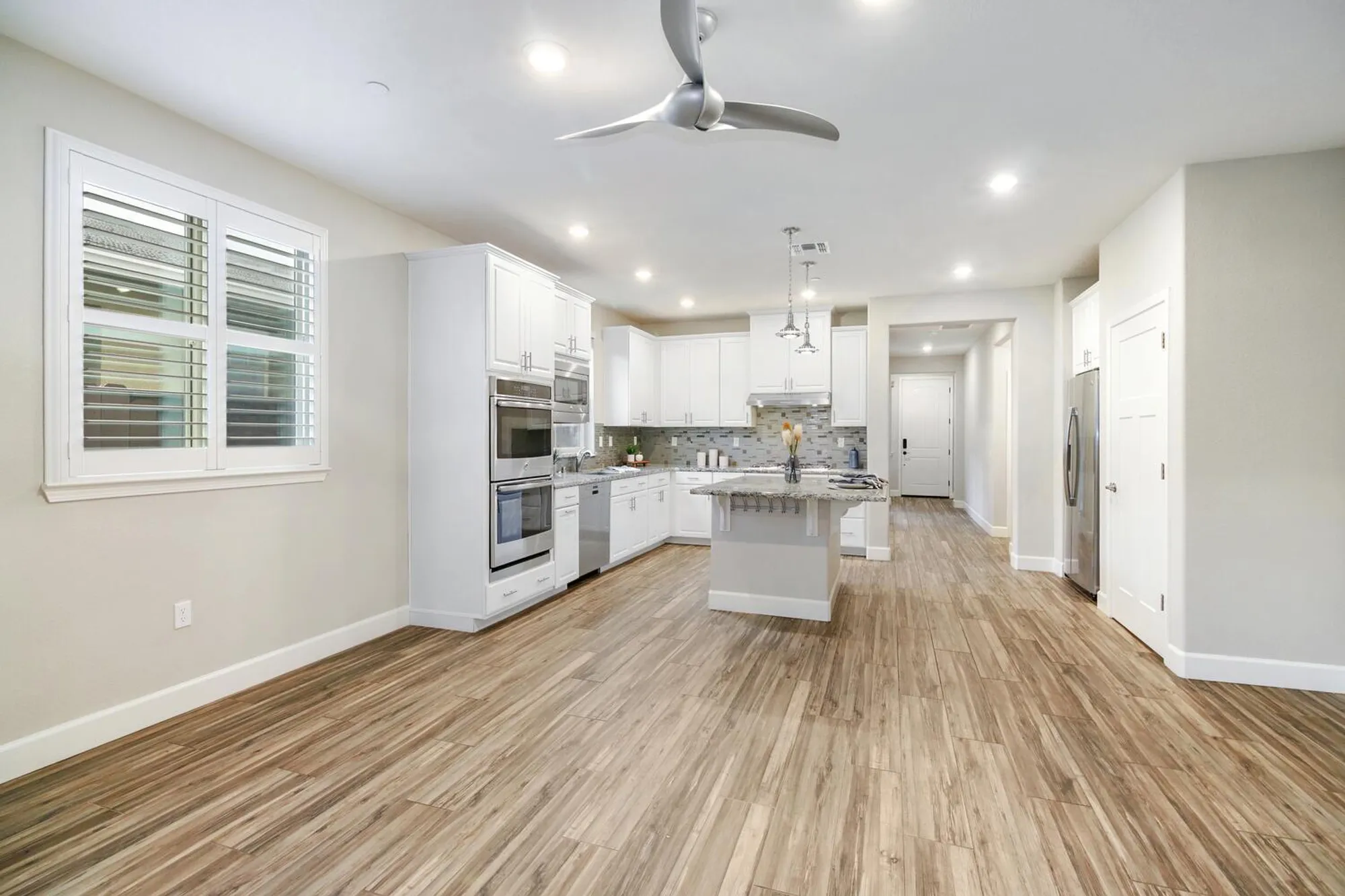 Property Slideshow image 15 of 58 | 1007 calle real ln, El Dorado Hills, CA, 95762