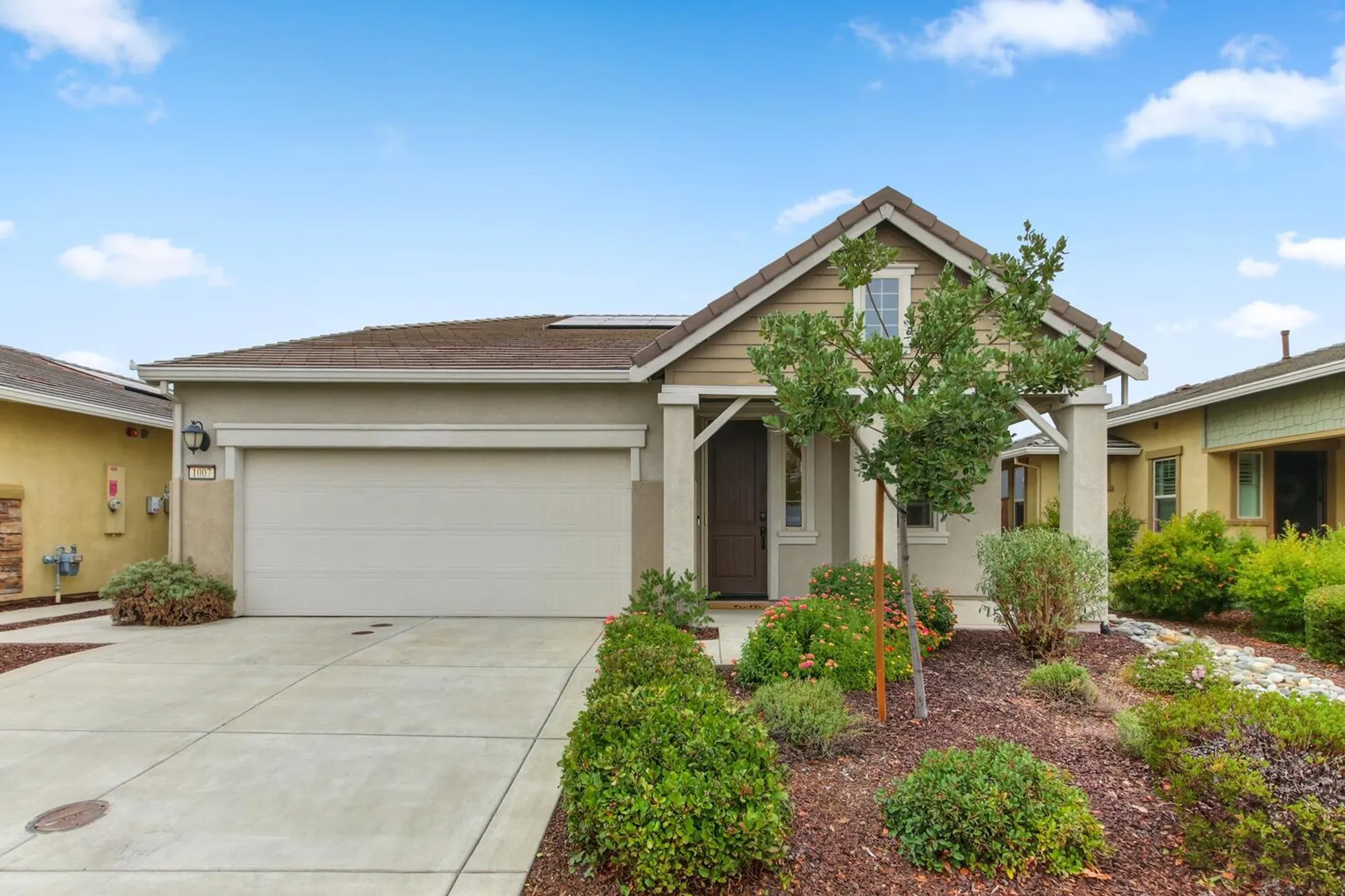 Property Slideshow image 2 of 58 | 1007 calle real ln, El Dorado Hills, CA, 95762