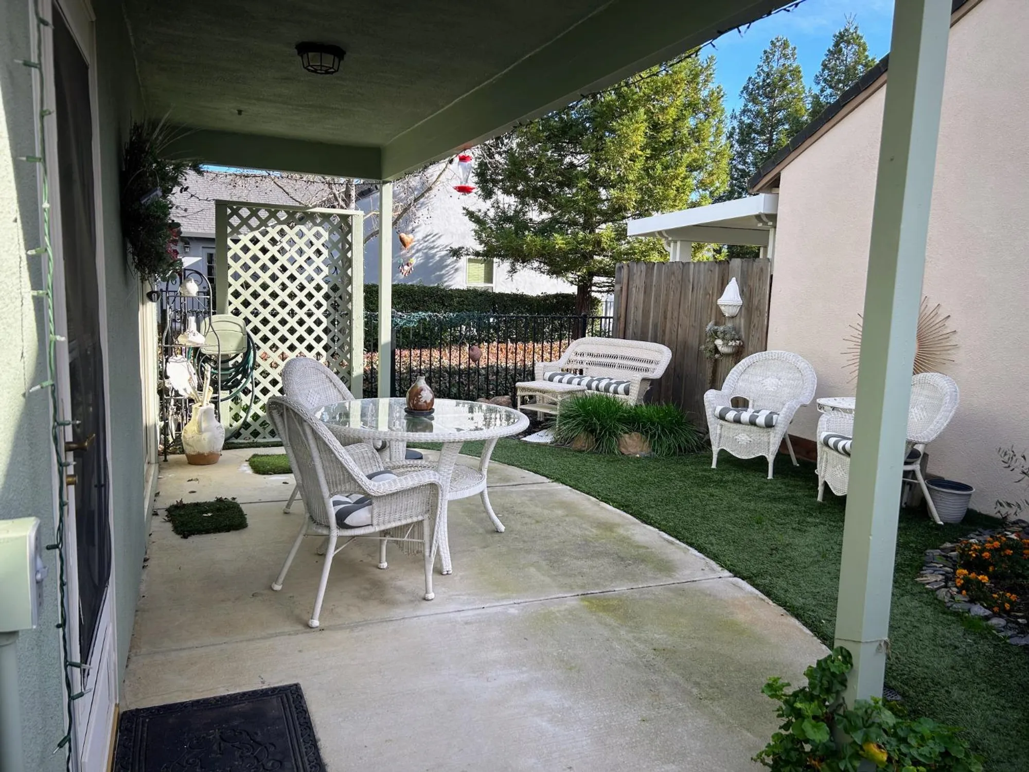 Property Slideshow image 4 of 43 | 677 village dr, Galt, CA, 95632