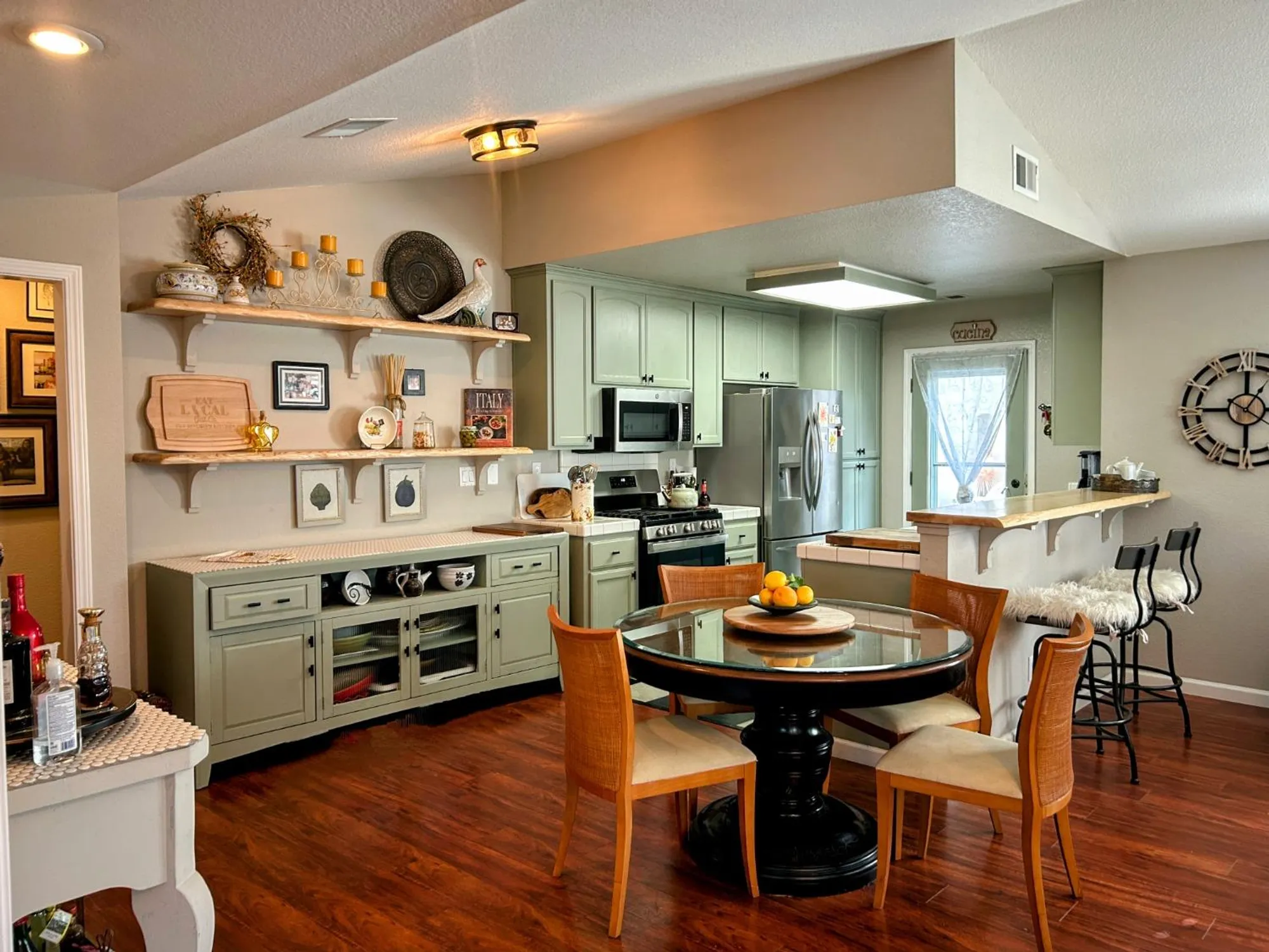 Property Slideshow image 10 of 43 | 677 village dr, Galt, CA, 95632