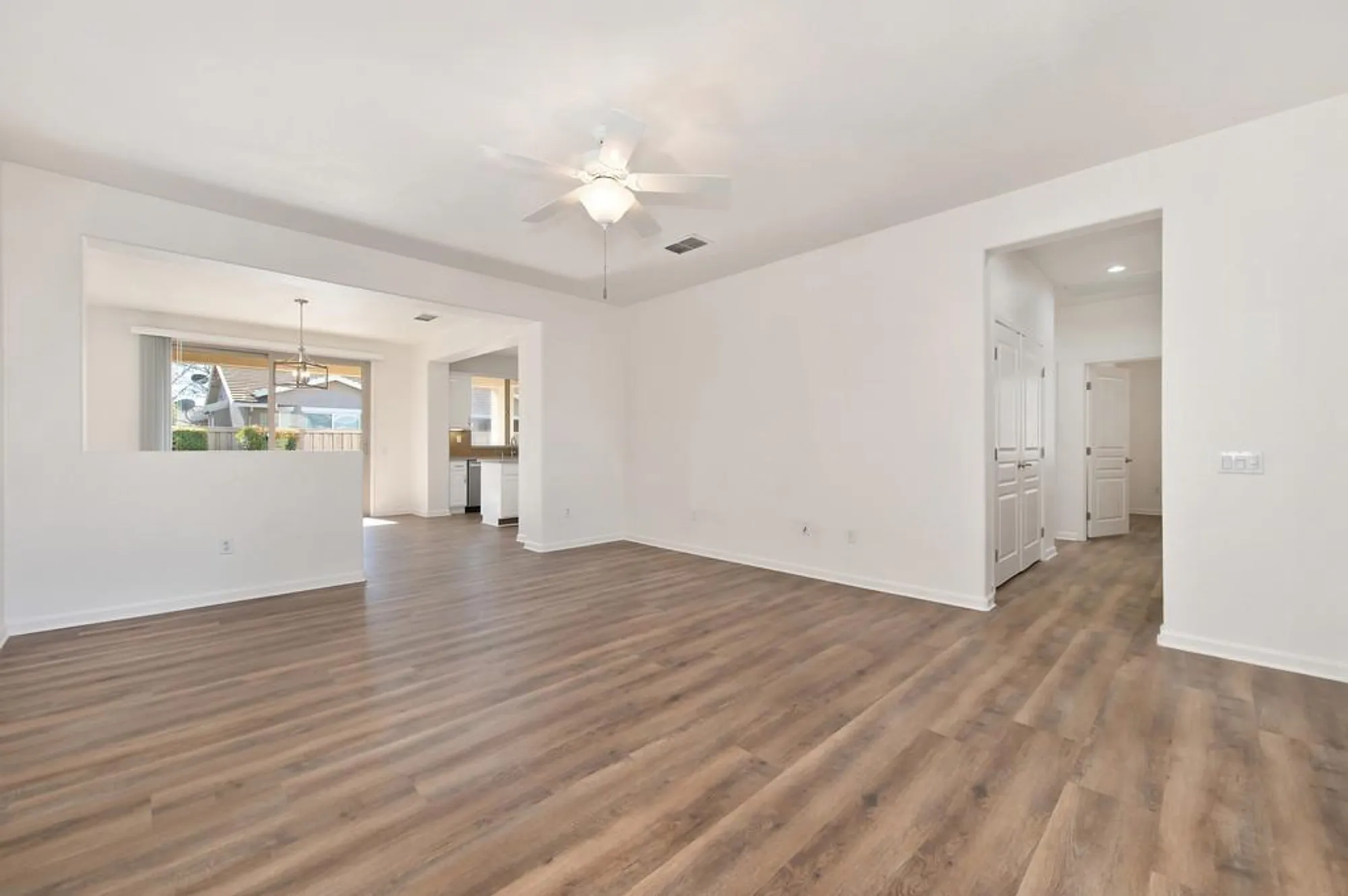 Property Slideshow image 6 of 33 | 1347 freschi ln, Lincoln, CA, 95648