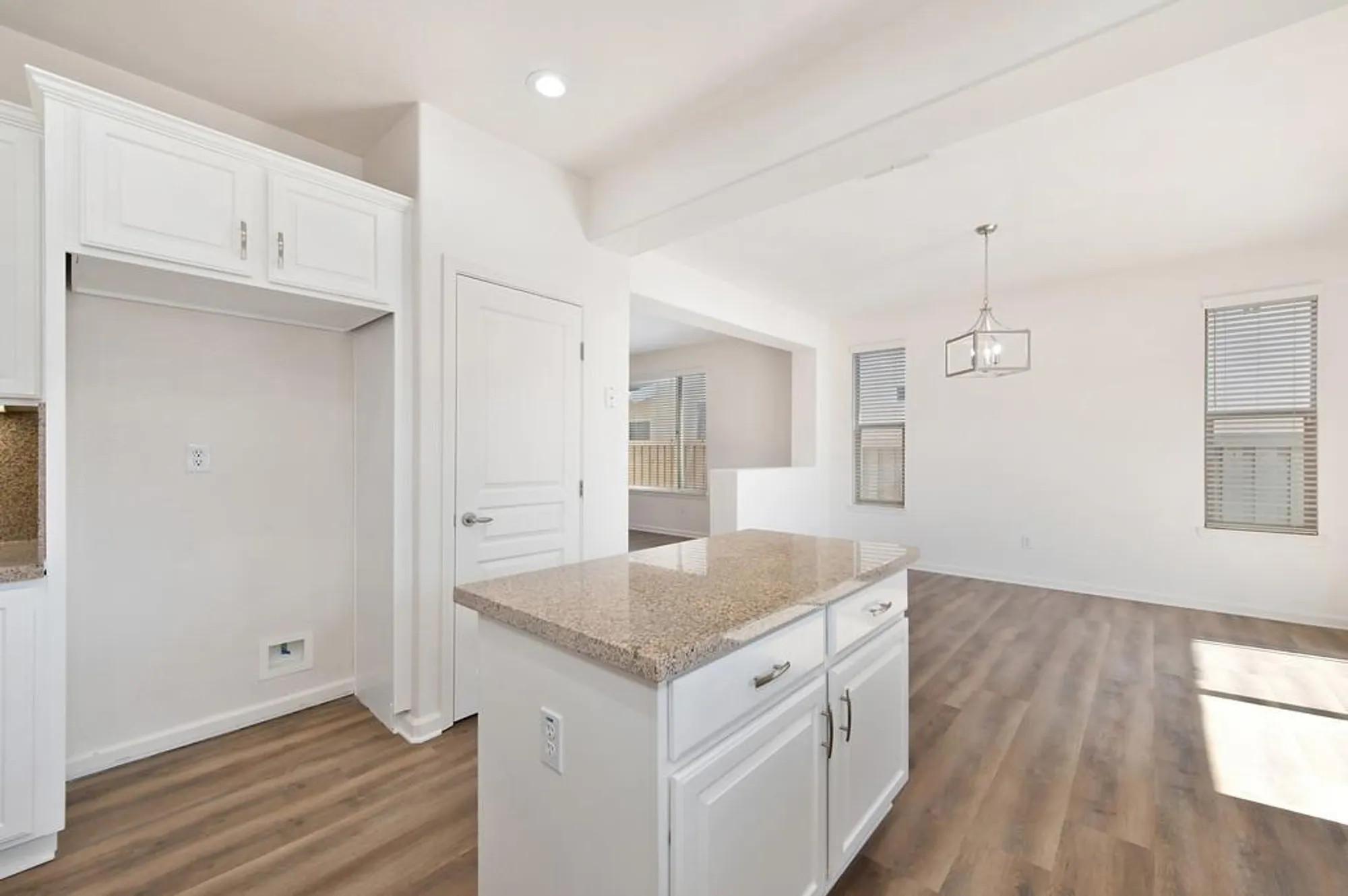 Property Slideshow image 16 of 33 | 1347 freschi ln, Lincoln, CA, 95648