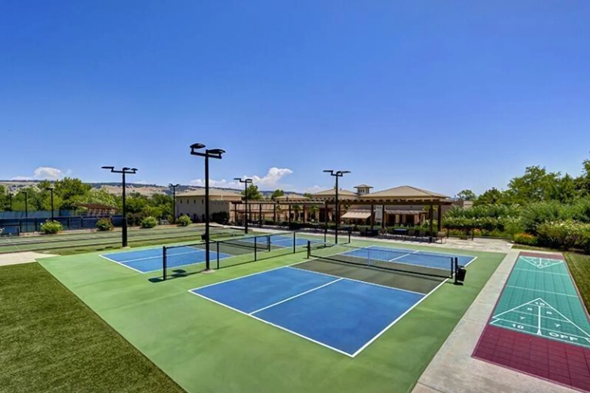 Property Slideshow image 47 of 68 | 3217 four seasons dr, El Dorado Hills, CA, 95762