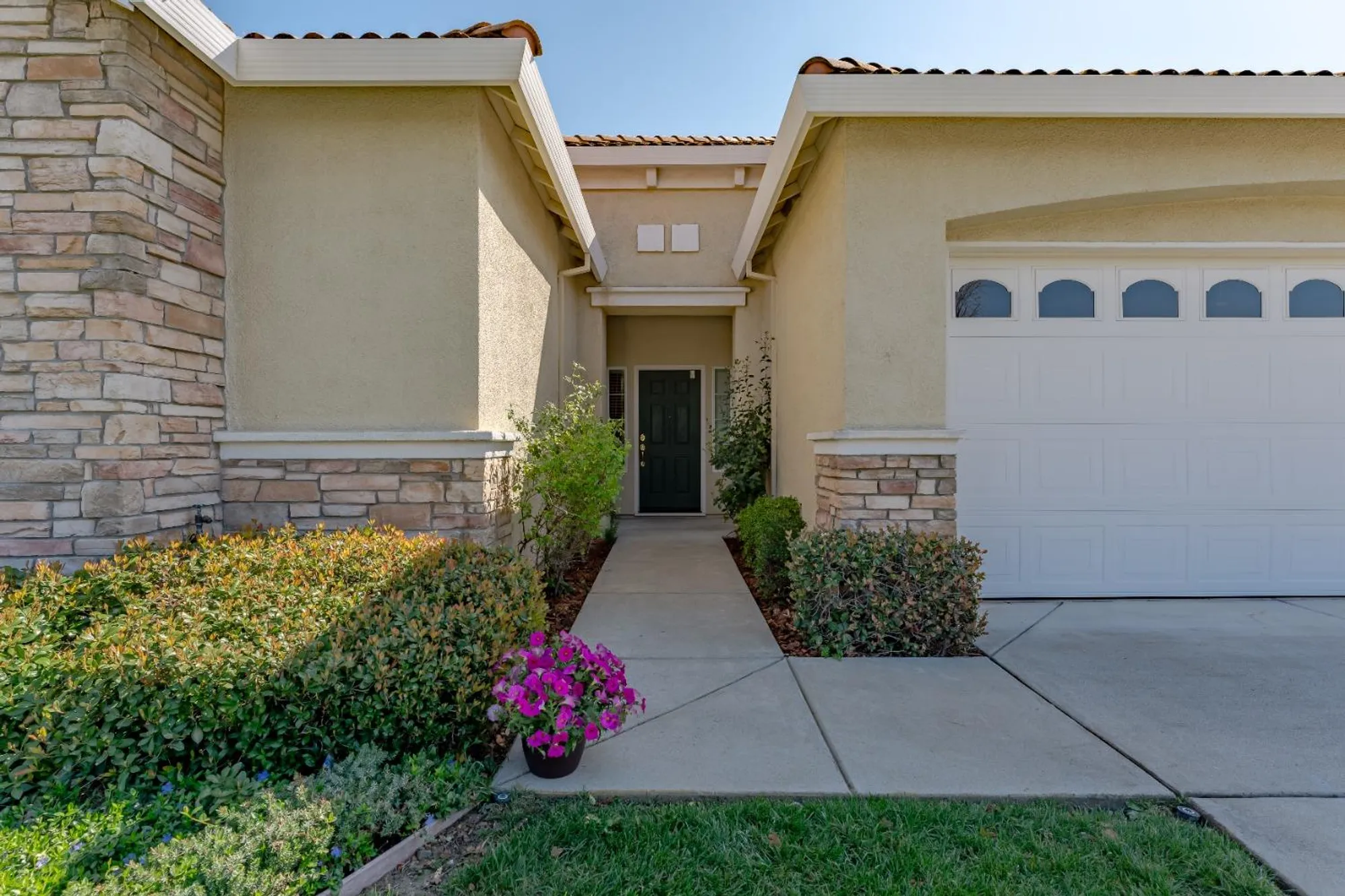 Property Slideshow image 6 of 68 | 3217 four seasons dr, El Dorado Hills, CA, 95762