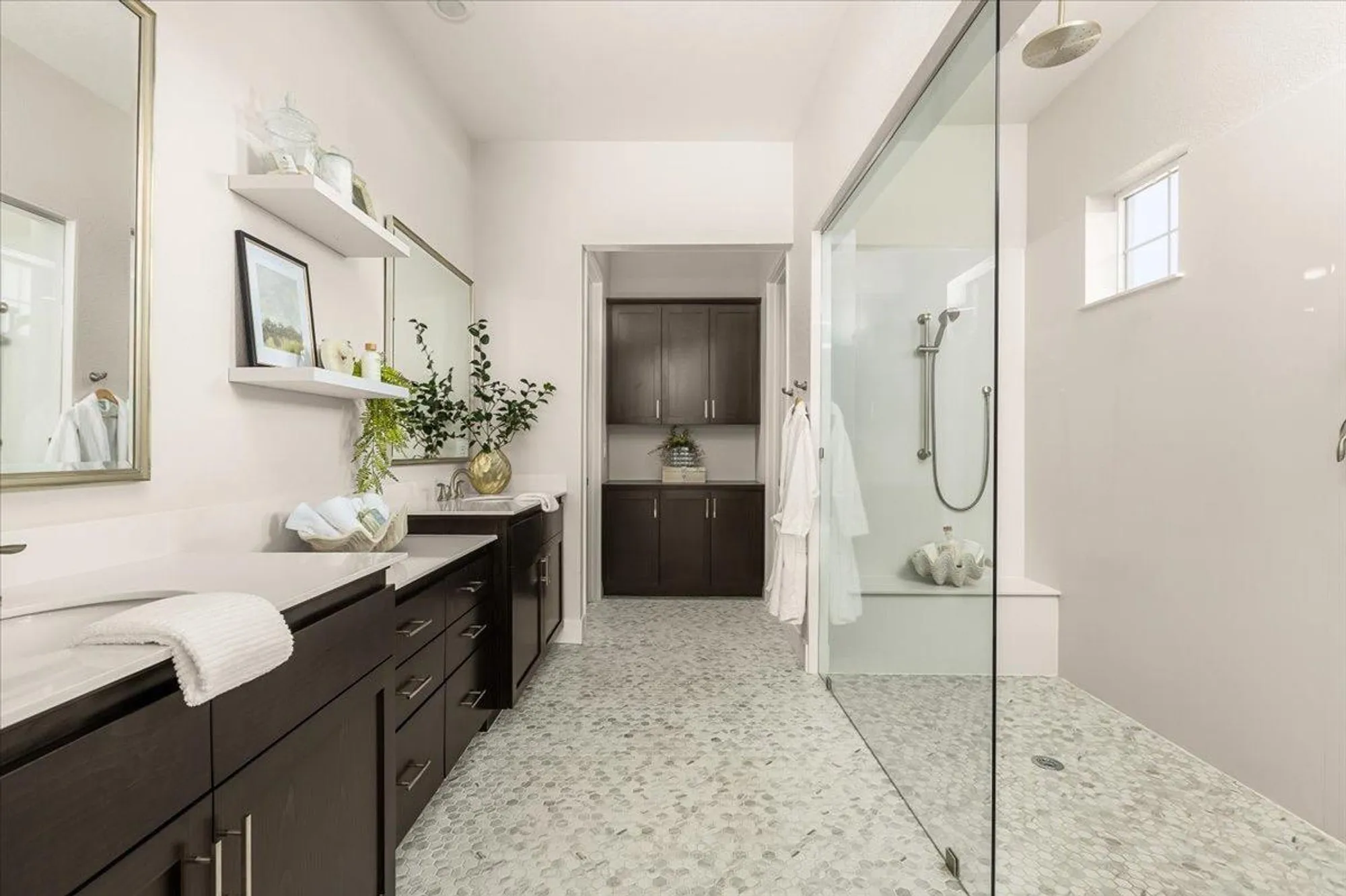 Property Slideshow image 30 of 82 | 772 lodge ln, Lincoln, CA, 95648