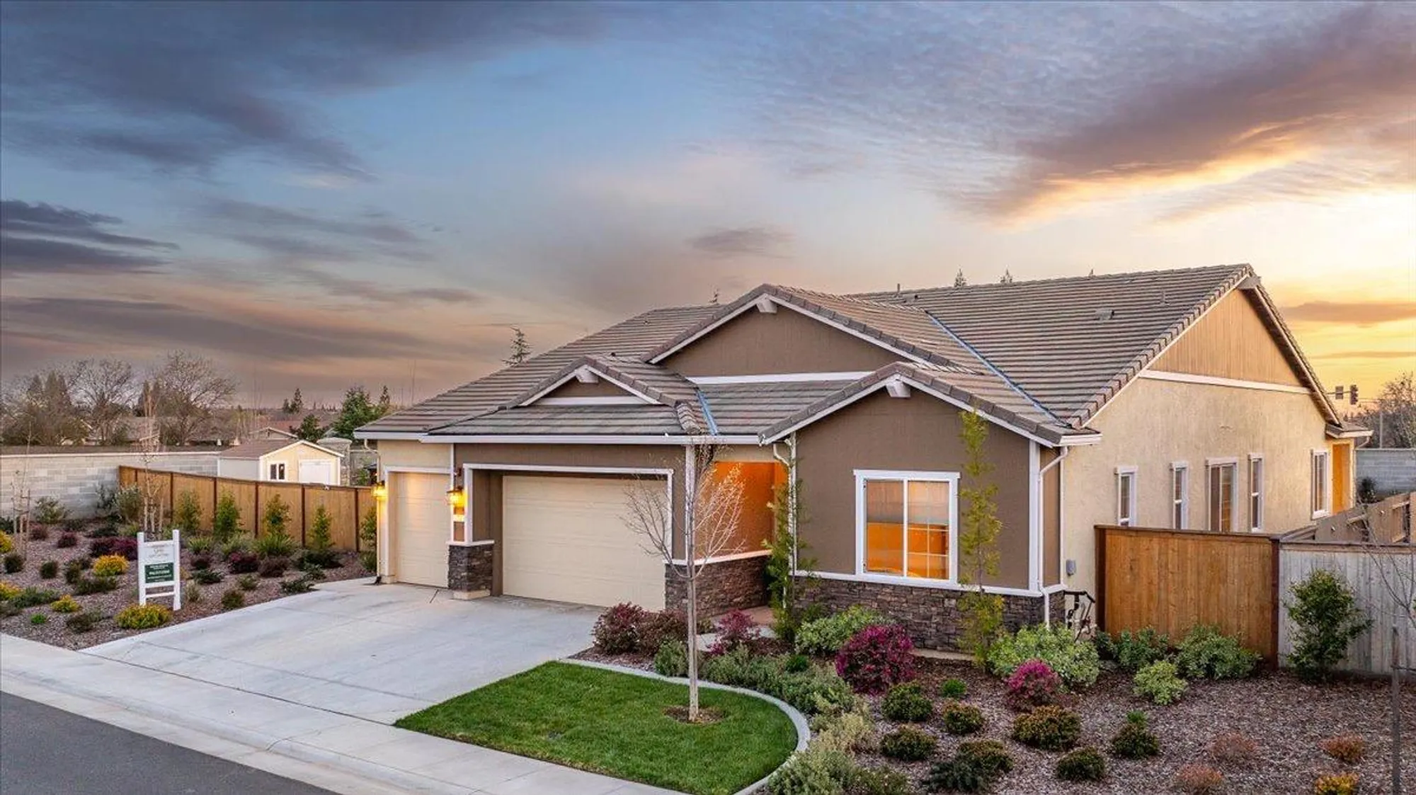 Property Slideshow image 1 of 82 | 772 lodge ln, Lincoln, CA, 95648