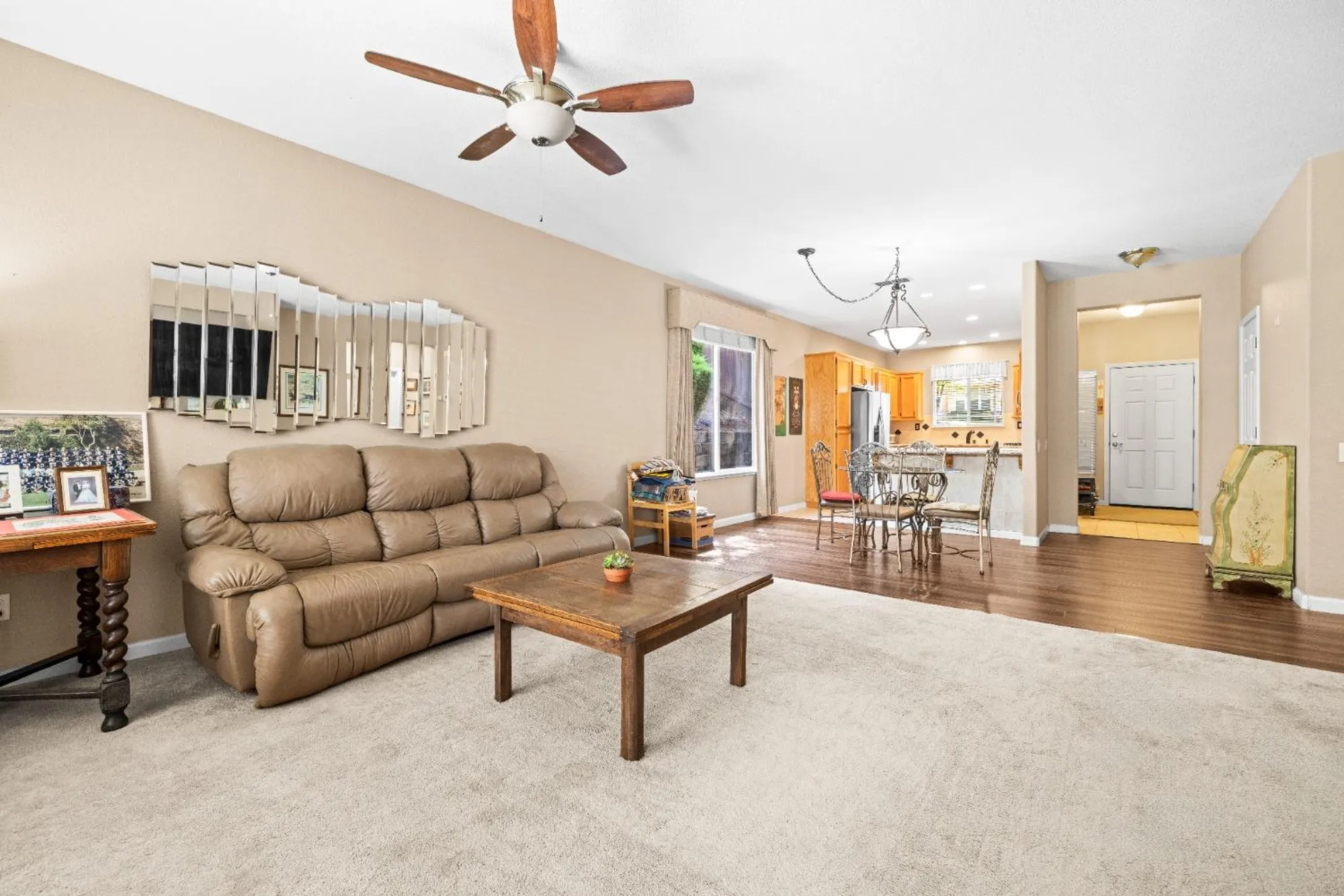Property Slideshow image 18 of 26 | 3005 chimney ct, Rocklin, CA, 95765