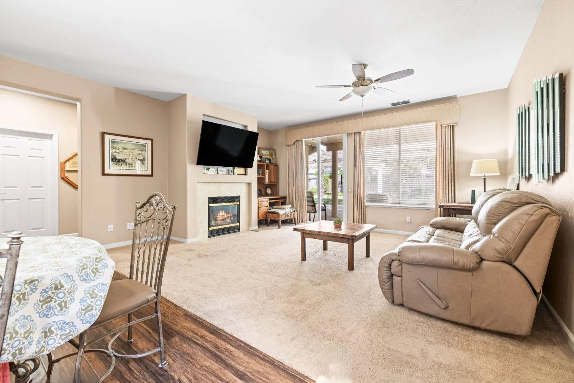 Property Slideshow image 15 of 26 | 3005 chimney ct, Rocklin, CA, 95765