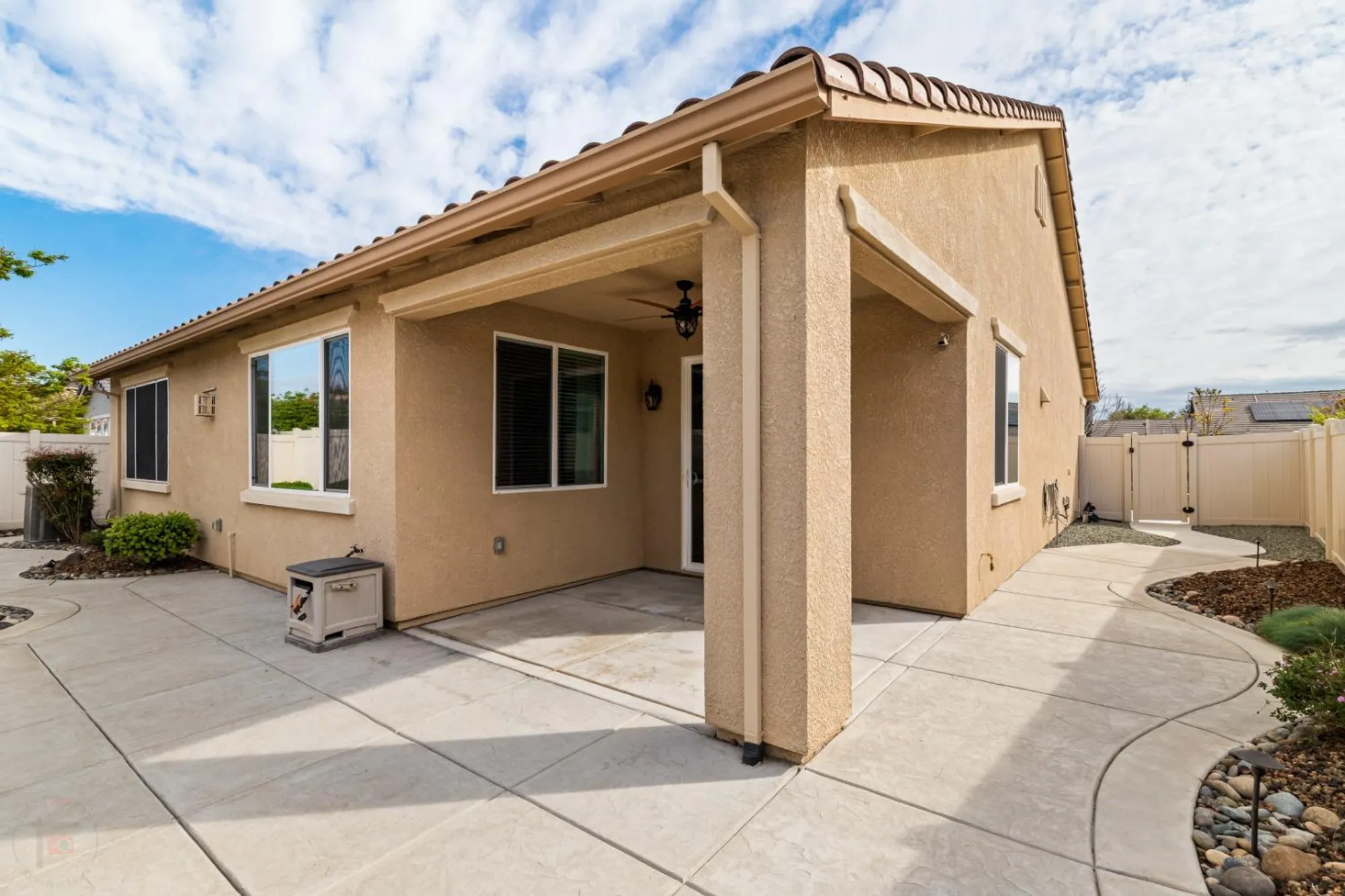 Property Slideshow image 40 of 88 | 1324 chestnut hill dr, Manteca, CA, 95336